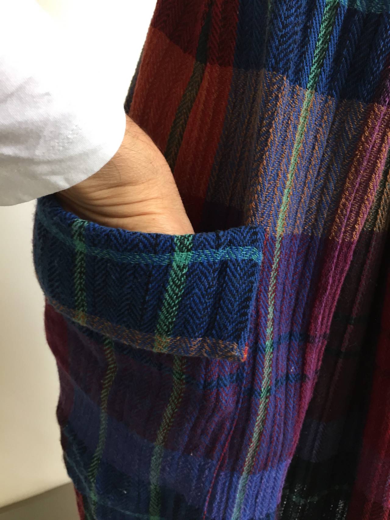 Mary McFadden Plaid Skirt with Side Pockets, 1980s   In Good Condition For Sale In Atlanta, GA