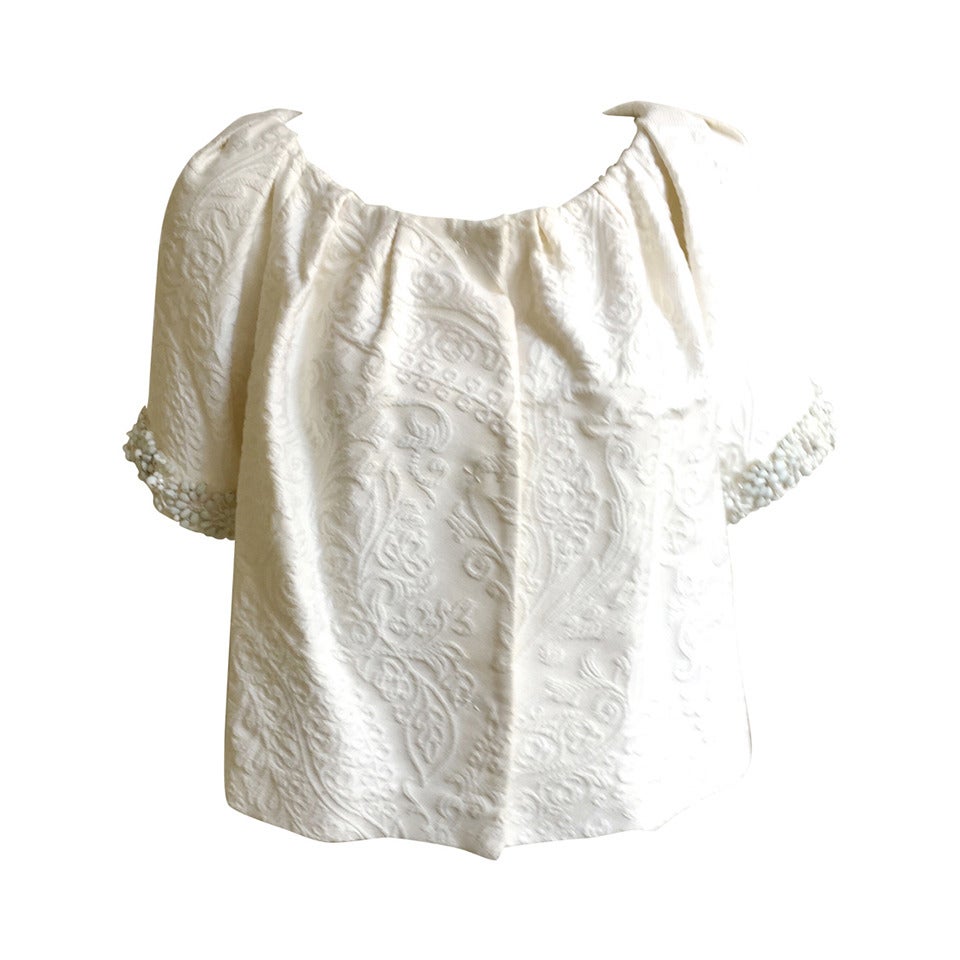 Giambattista Valli white beaded jacket size 10 / 44. For Sale