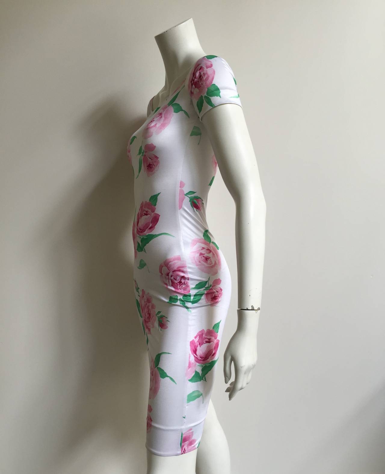 Patrick Kelly flower dress size 2 - 4, 1989  In Good Condition For Sale In Atlanta, GA