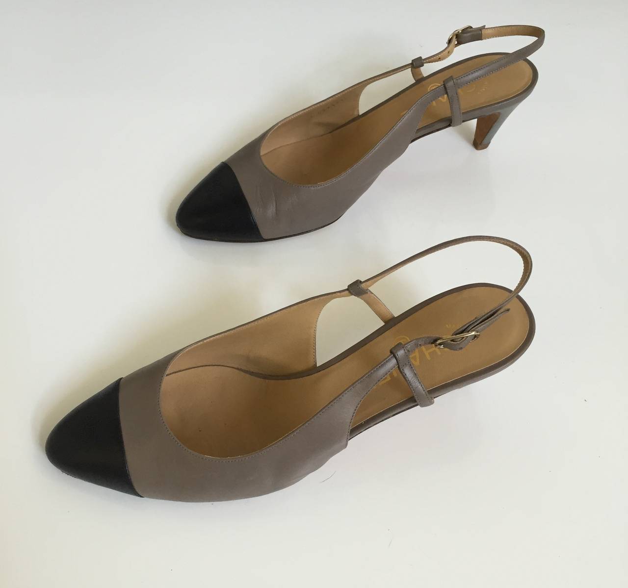 Chanel sling back low heel size 42. For Sale at 1stDibs