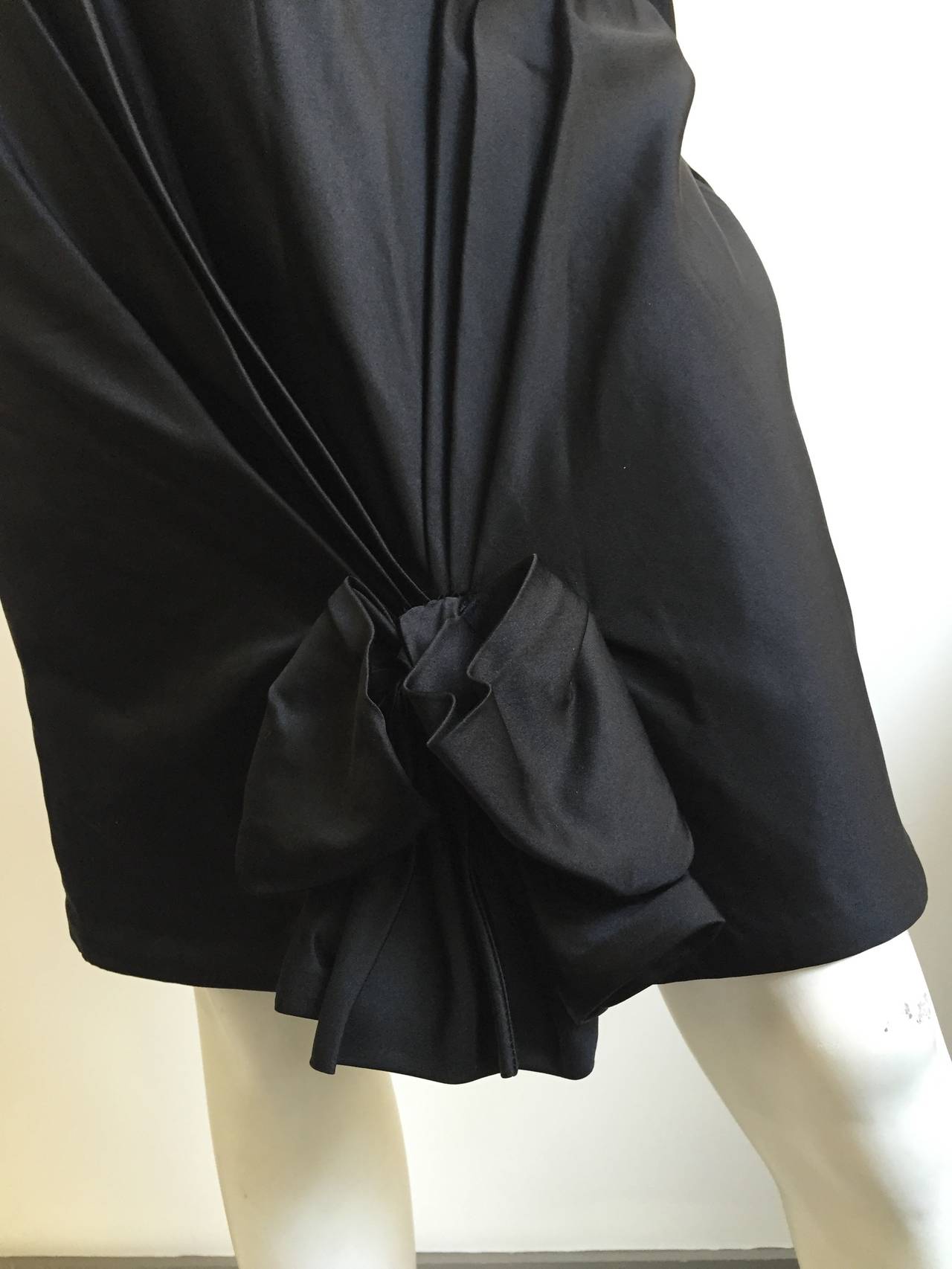 Bill Blass Black Silk Size 4 Evening Skirt, 1970s  For Sale 2