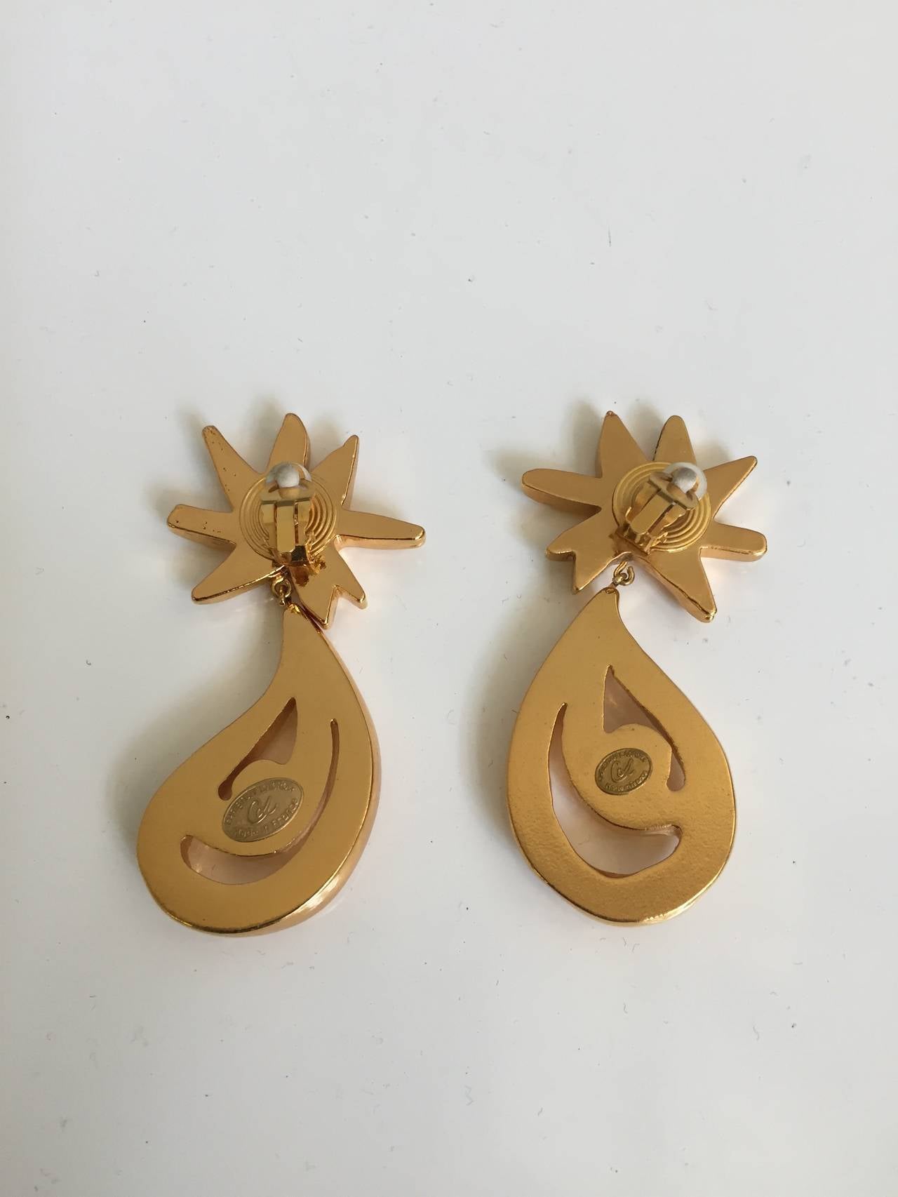 Christian Lacroix 1980s Whimsical Gold Clip on Earrings. In Good Condition For Sale In Atlanta, GA