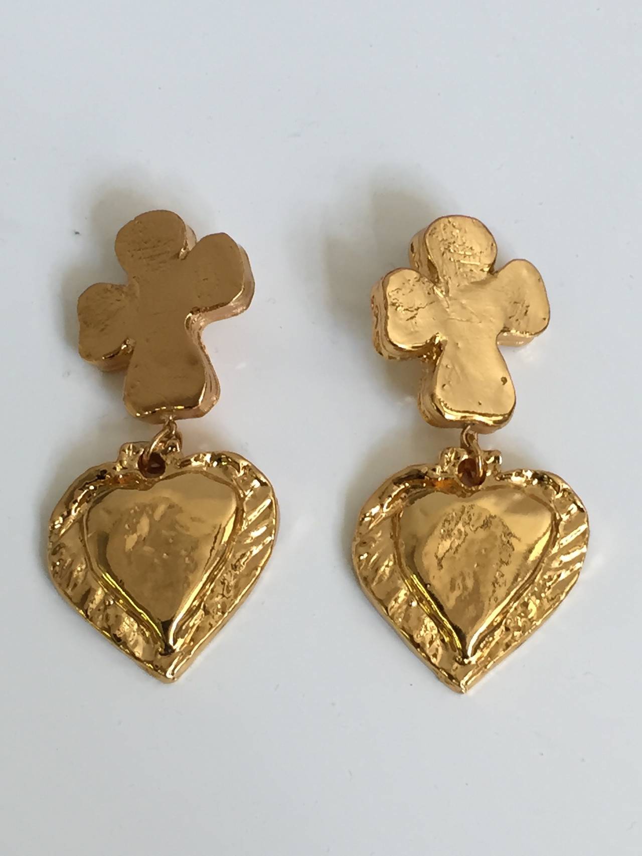 Christian Lacroix 1980s light weight gold cross & heart dangle clip on earrings.
Made in France. 
Measurement is 4