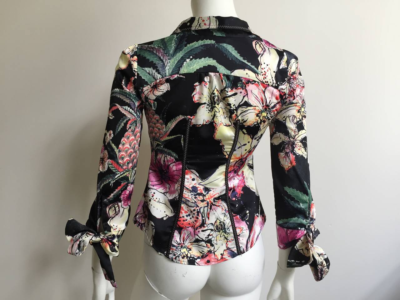 Women's Just Cavalli Floral Stretch Blouse Size Small.