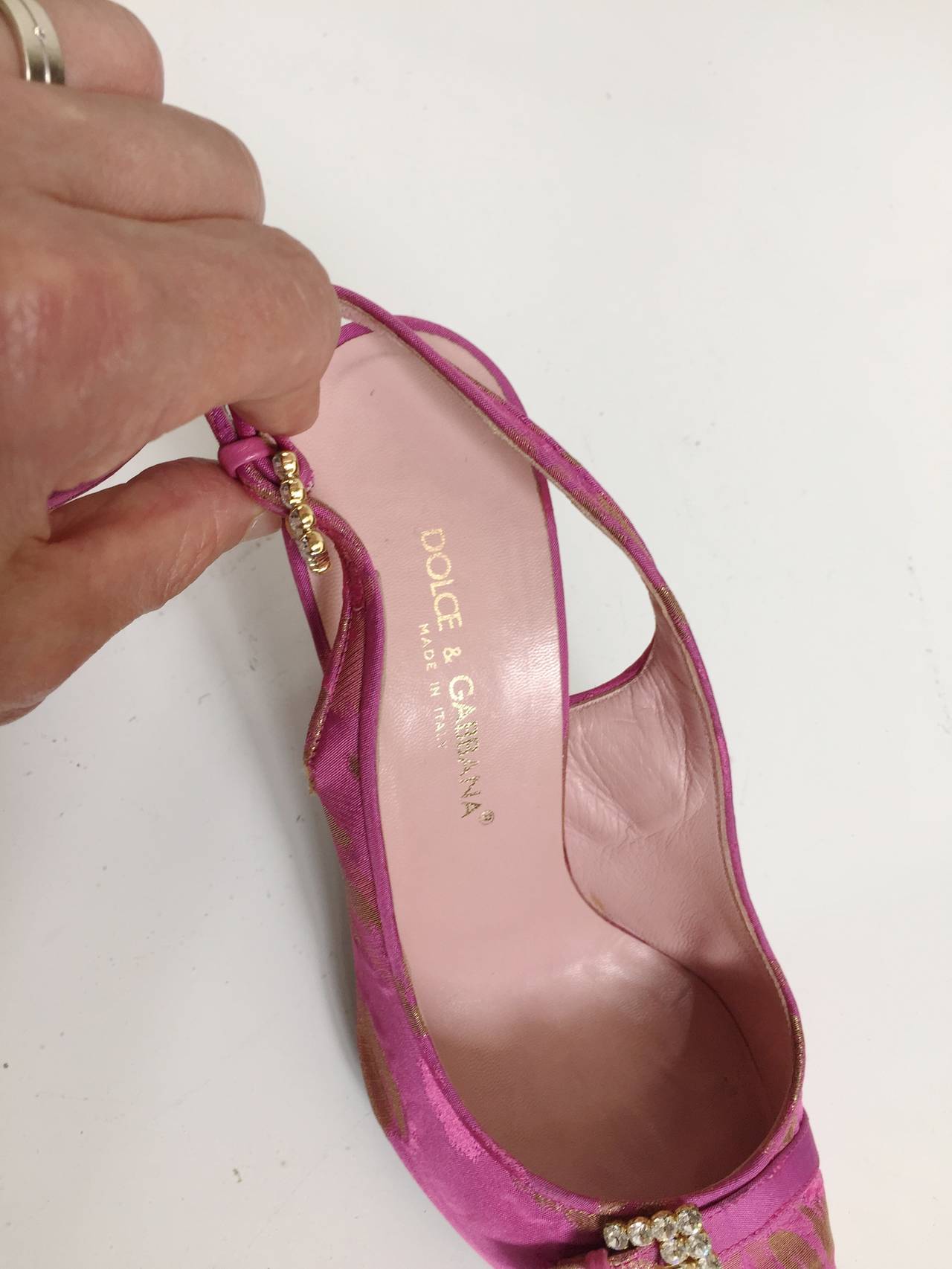 Dolce & Gabbana Evening Sling Back Heels  In Good Condition For Sale In Atlanta, GA