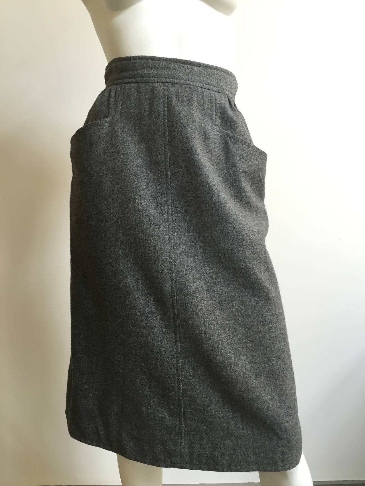 Emanuel Ungaro 60s Skirt With Pockets Size 4. For Sale 5