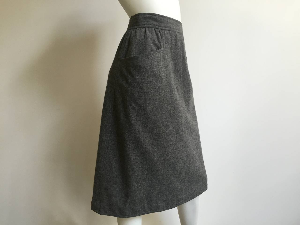 Emanuel Ungaro 60s Skirt With Pockets Size 4. For Sale 3