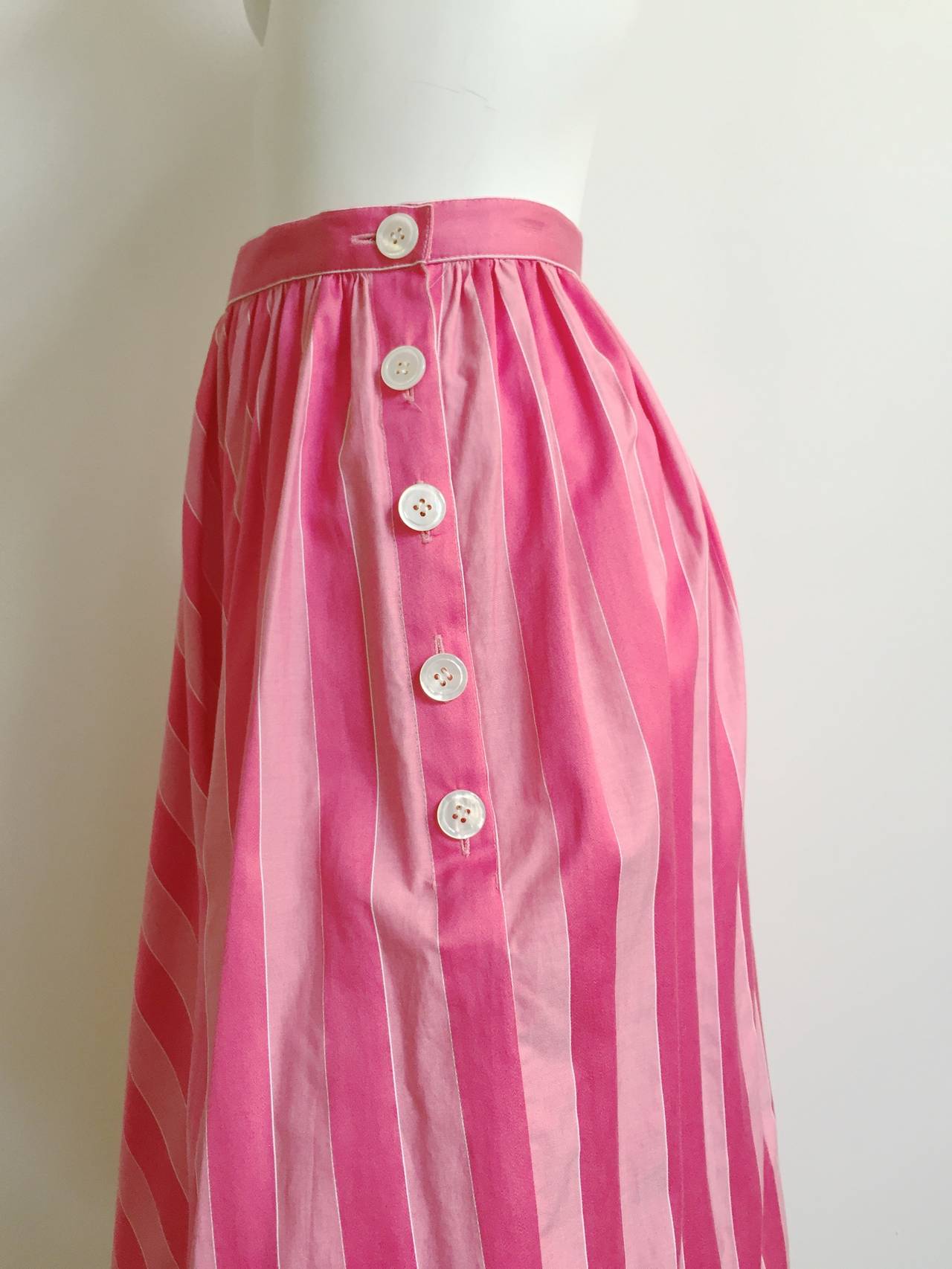 Women's Adele Simpson for Saks Fifth Avenue 80s pink cotton skirt with pockets size 6.