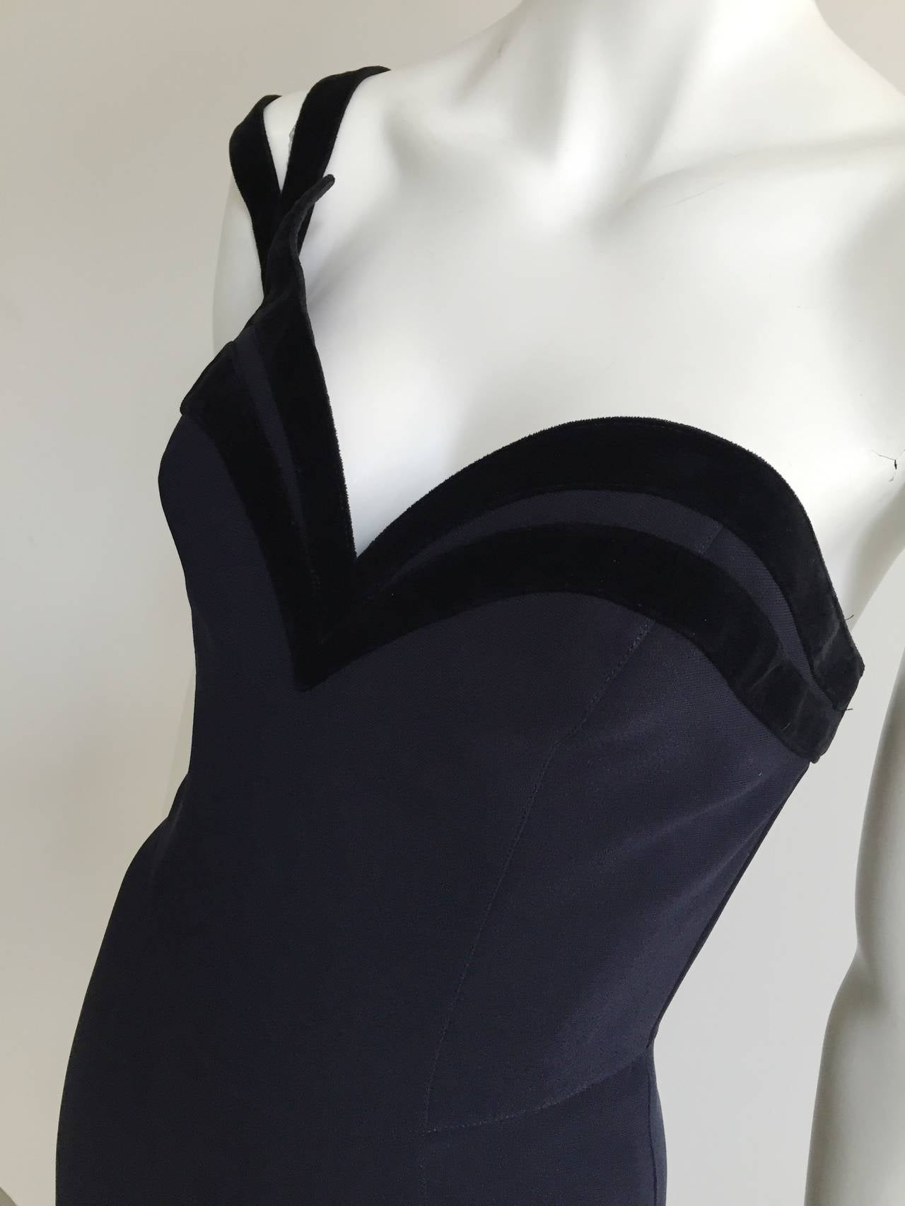 Black Thierry Mugler 90s Gown Size 6. For Sale