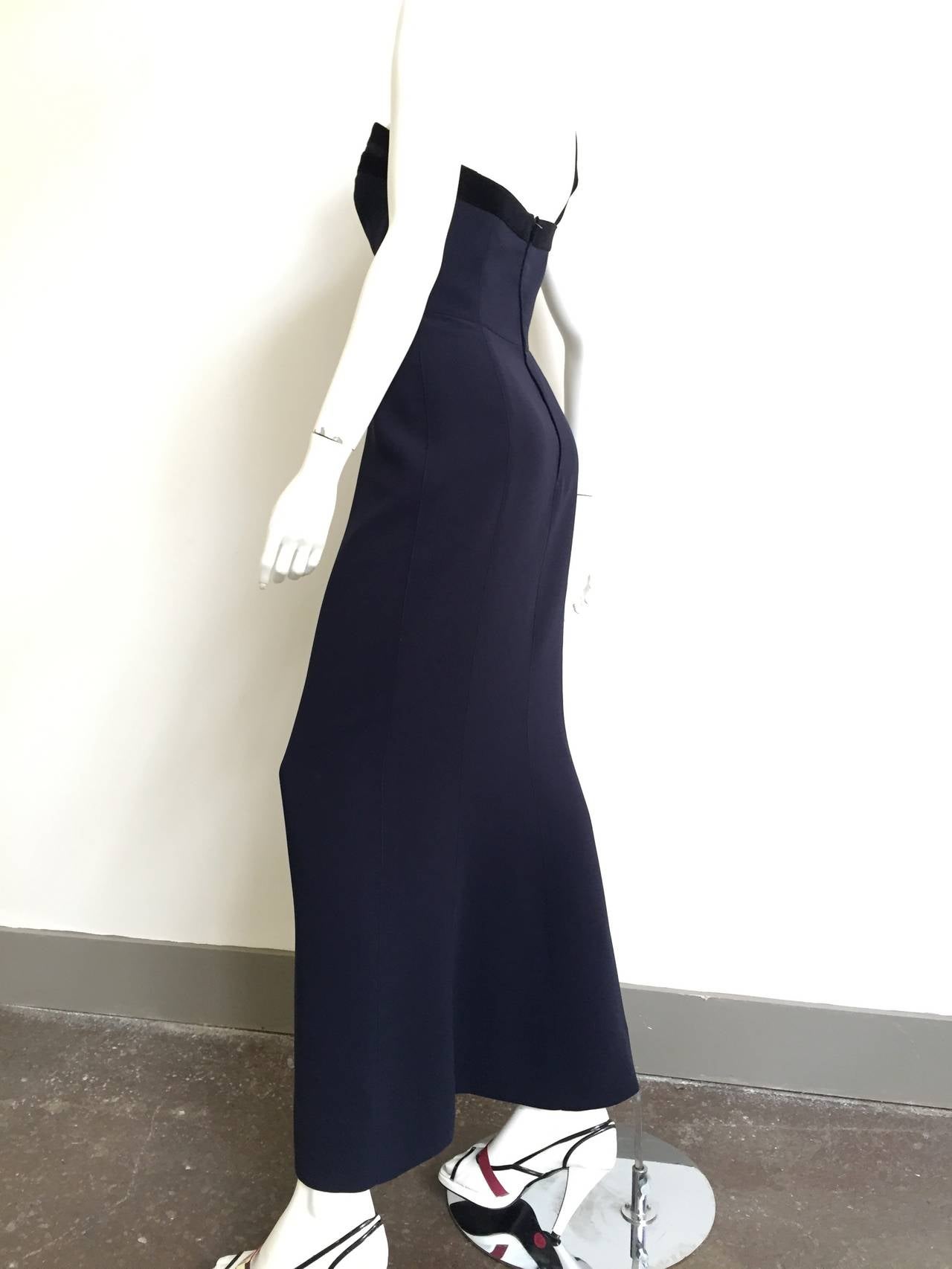 Thierry Mugler 90s Gown Size 6. In Good Condition For Sale In Atlanta, GA
