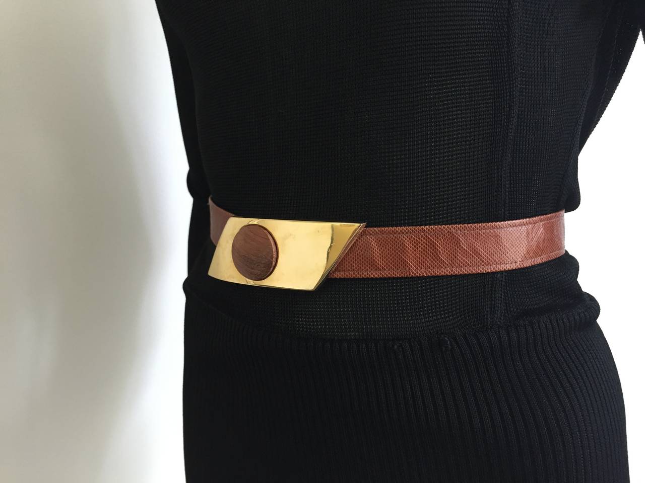 Brown Alexis Kirk 80s 'Wood Collection' abstract brass belt.