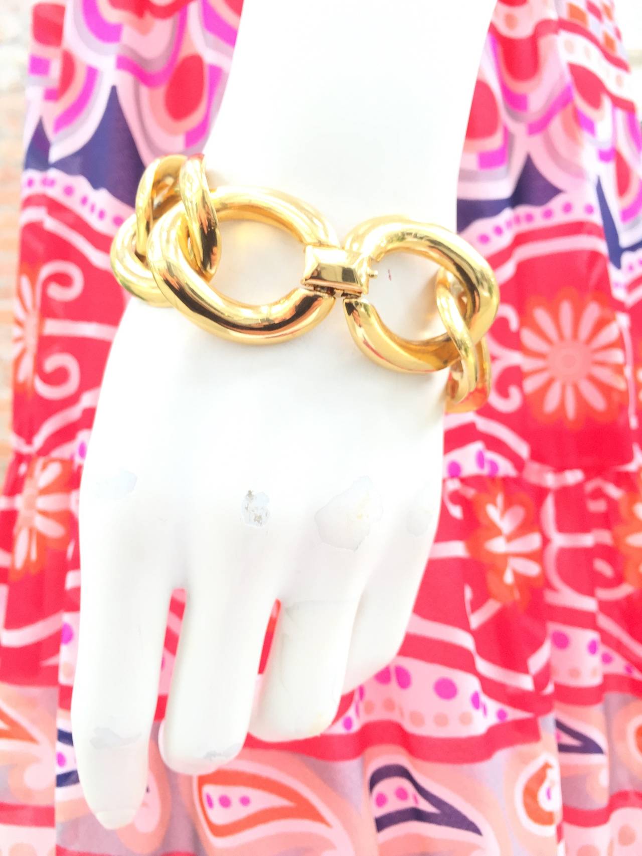 Women's or Men's Alexis Kirk 80s gold chain link bracelet.