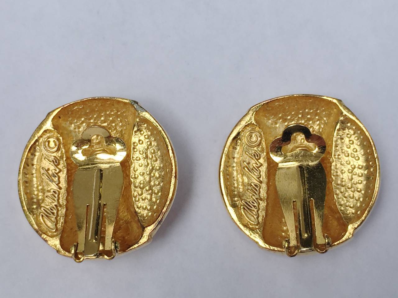 Modern Alexis Kirk 1980s Gold Clip Earrings. For Sale