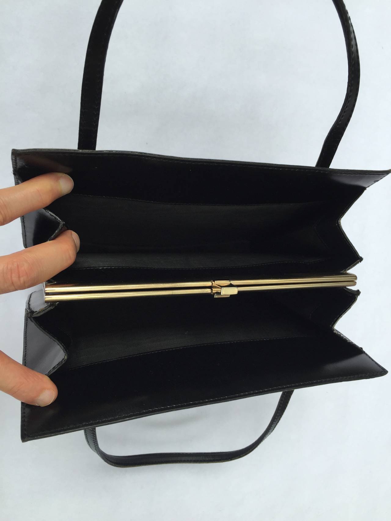 Loewe 60s black leather handbag. For Sale 2