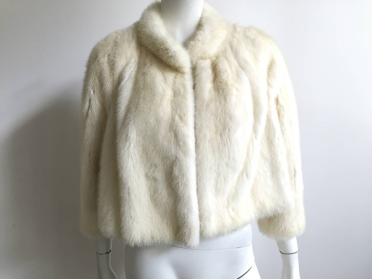 Guy Laroche mink fur jacket, 1960s For Sale 1