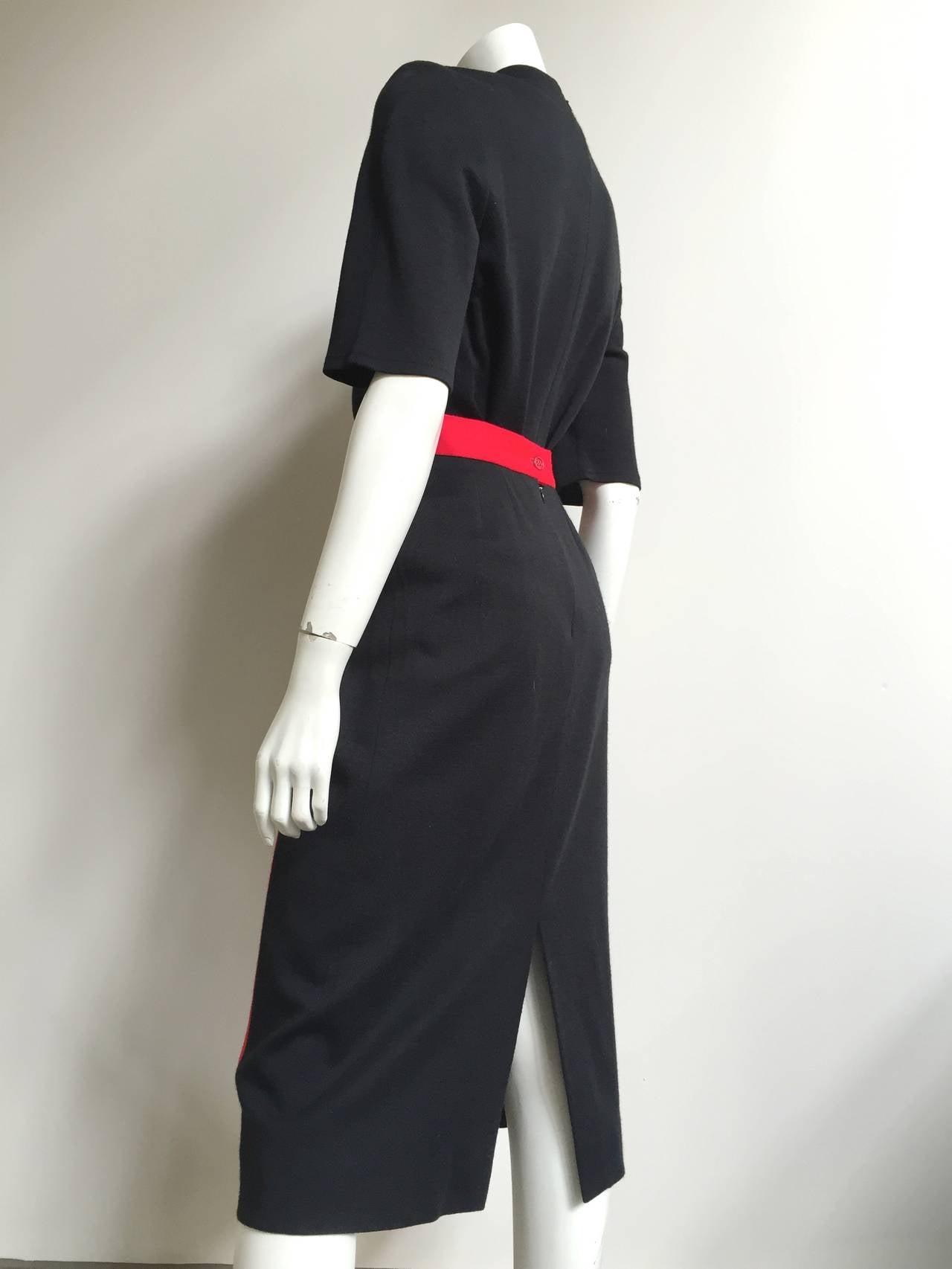 Carven 60s Knit Top & Skirt Size 6. In Good Condition In Atlanta, GA
