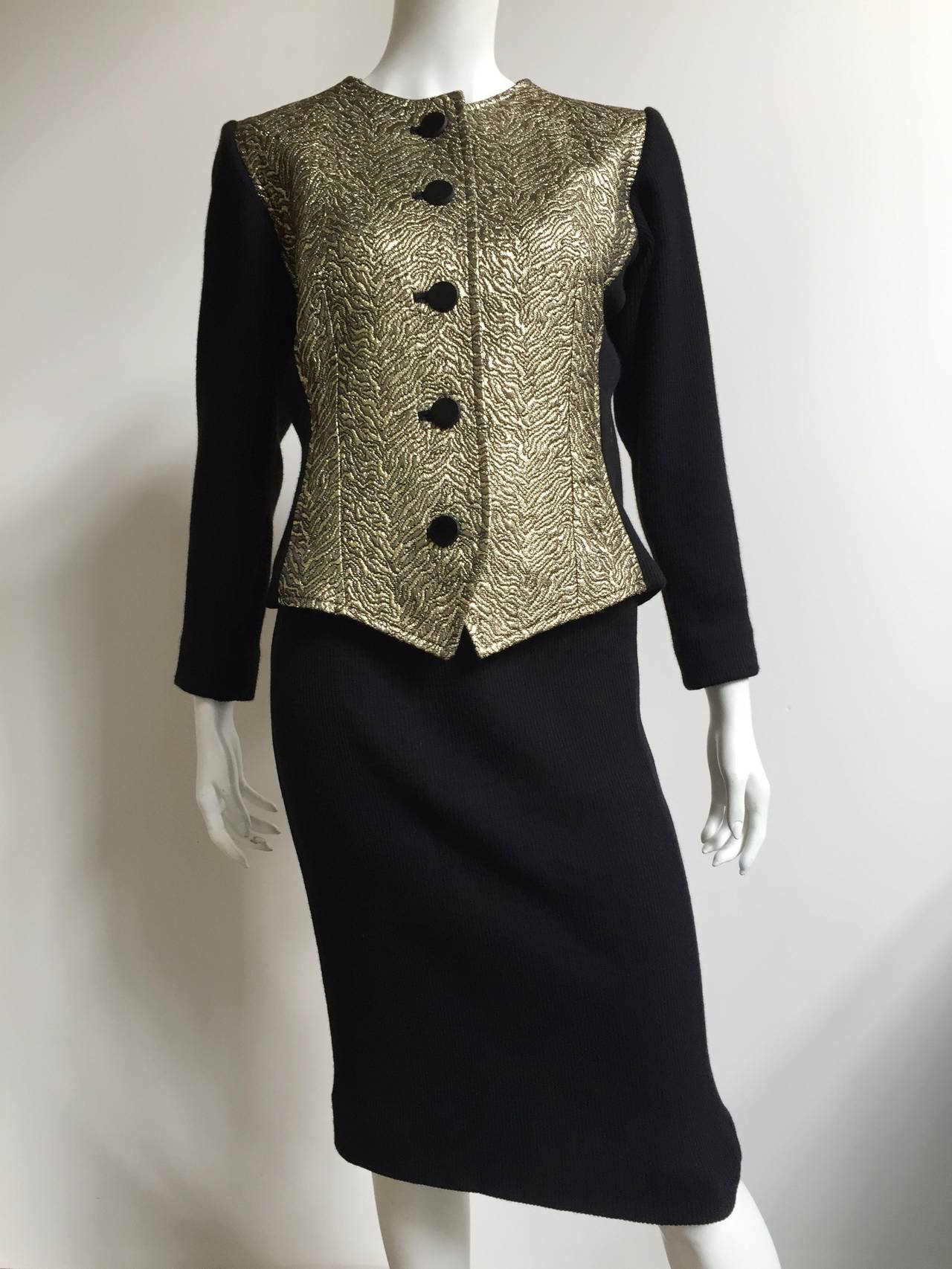Saint Laurent Rive Gauche Gold Jacquard Knit Suit Size 6 / 8. For Sale 5