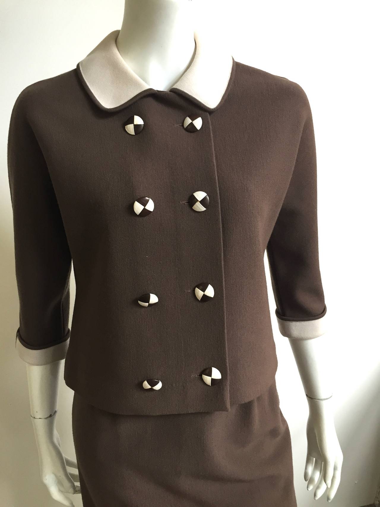 Davison's Brauner Strickrock aus den 1960er Jahren Größe 4.