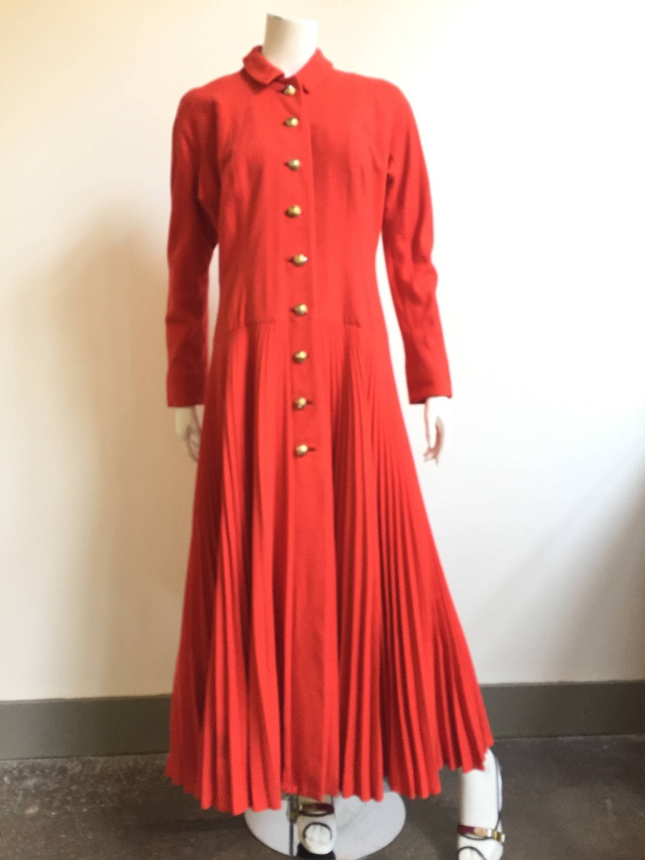 Hattie Carnegie 1940s Coat Size 10. In Good Condition For Sale In Atlanta, GA