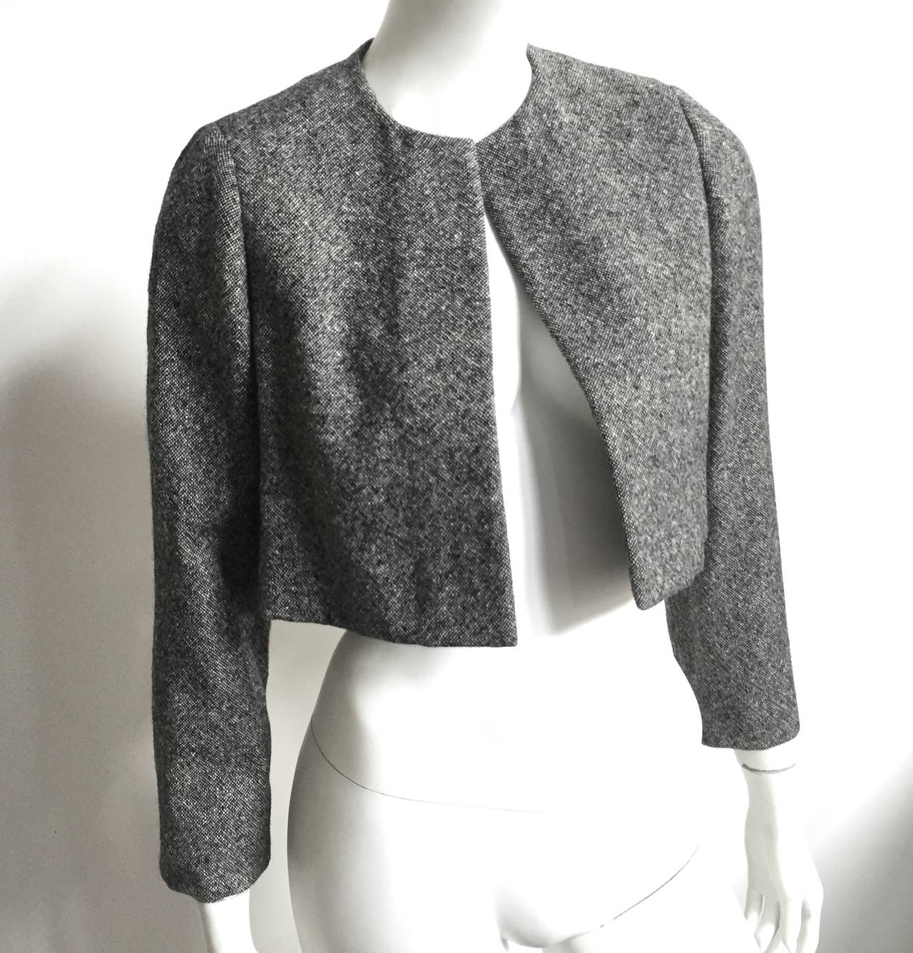 Pauline Trigere Cropped Jacket Size 6  For Sale 2