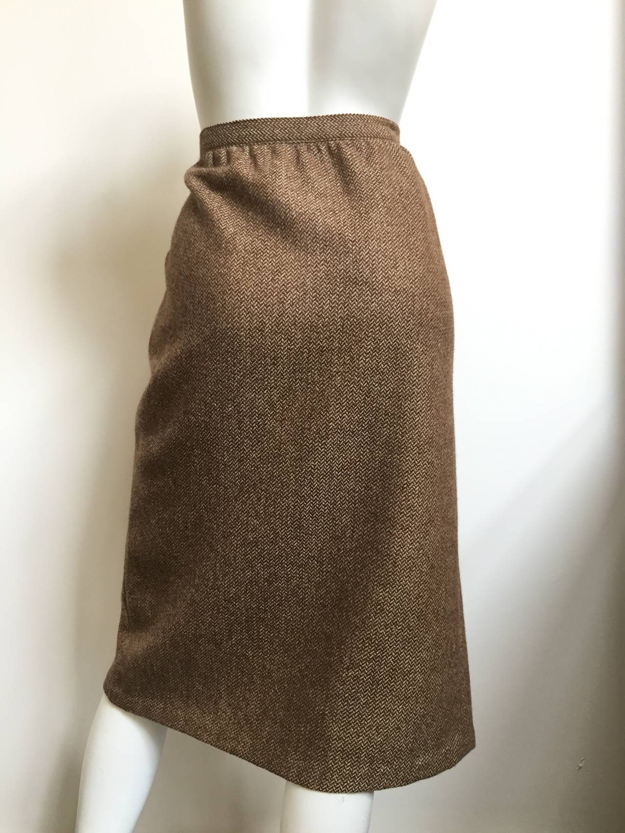 Calvin Klein Brown Wool Skirt With Pockets, 1980s  For Sale 2