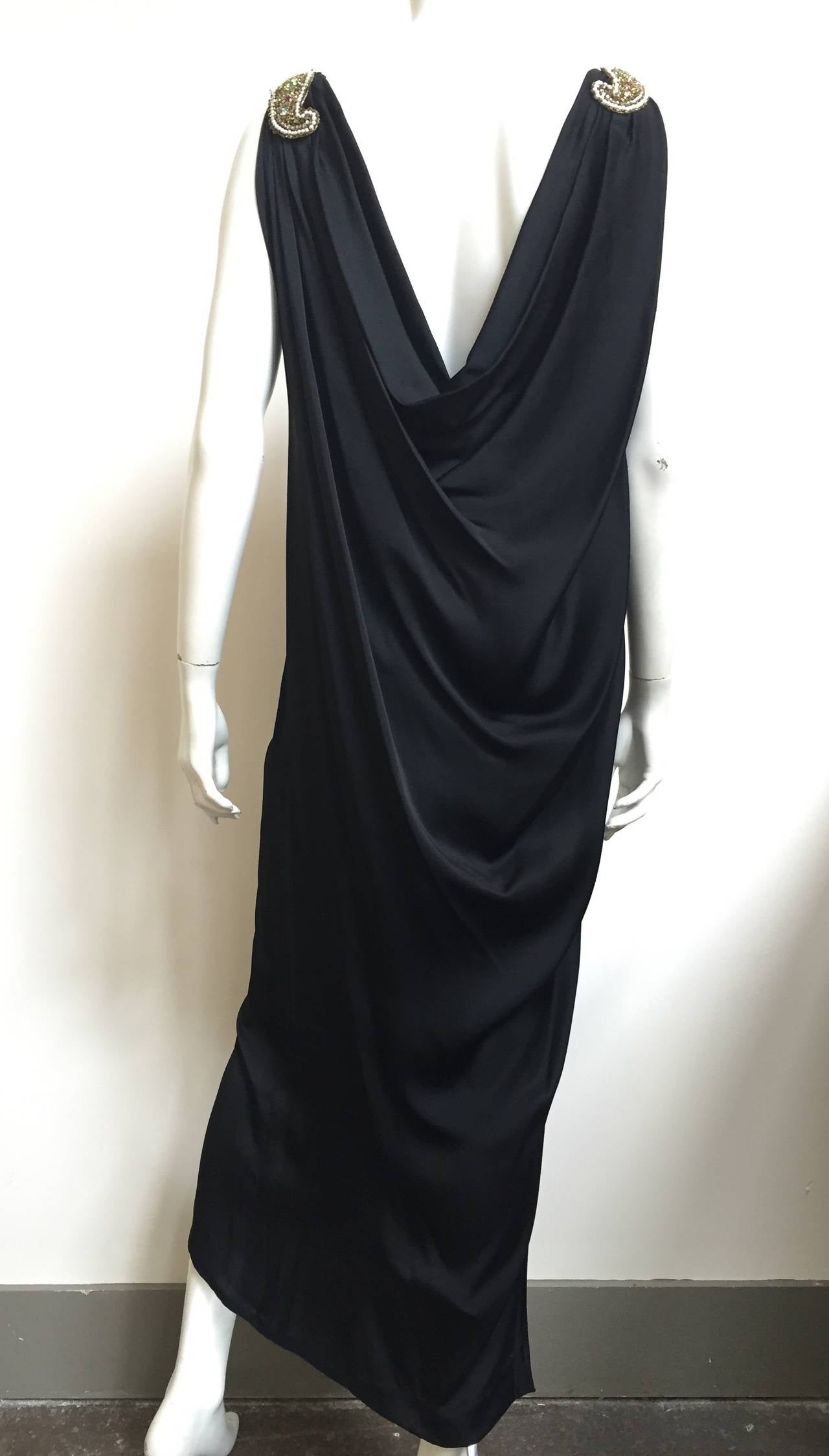 Oscar de la Renta Black Gown Size 8. For Sale 1