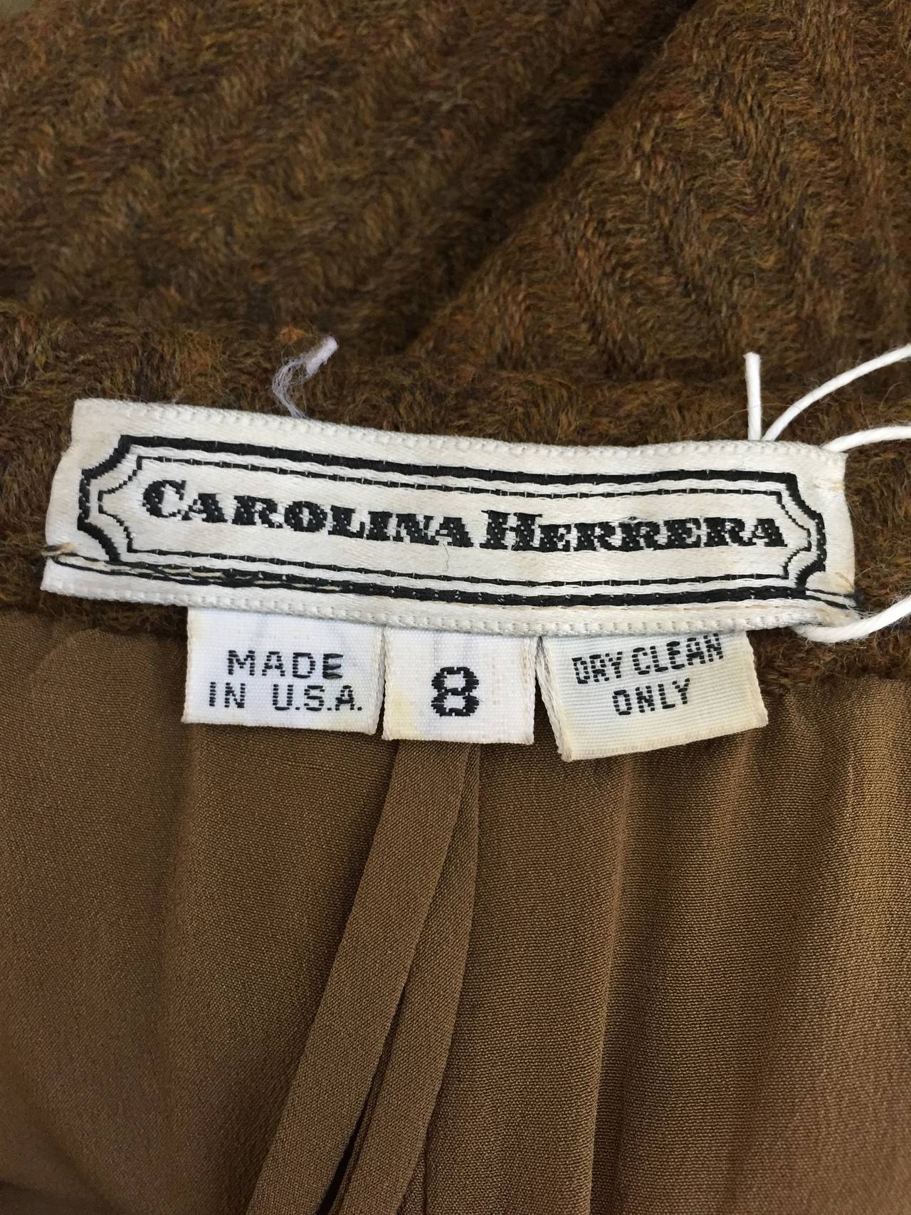Carolina Herrera 90s Brown Wool Skirt Size 6. For Sale 4