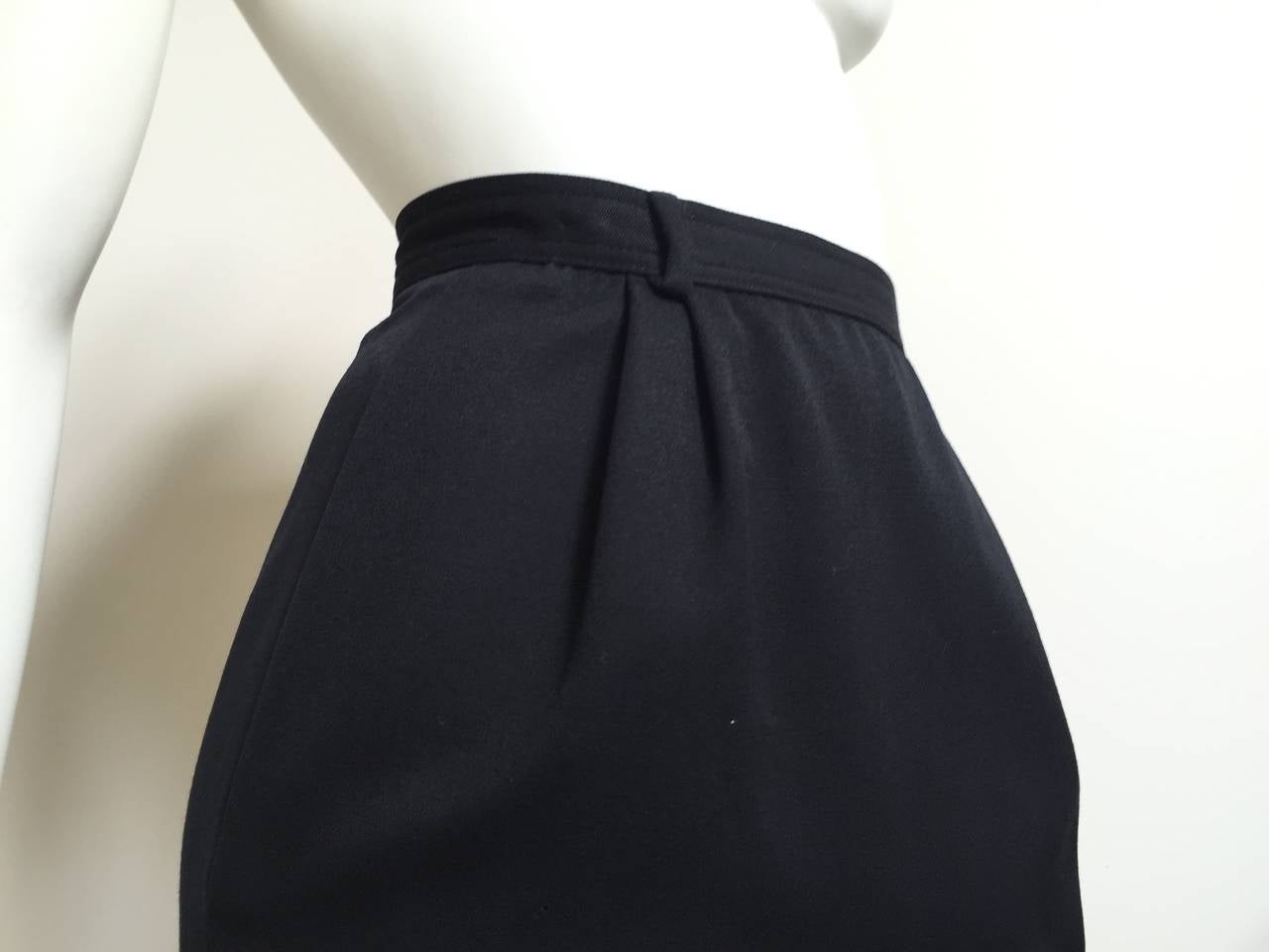 Valentino 80s Black Wool Skirt With Pockets Size 6. 5