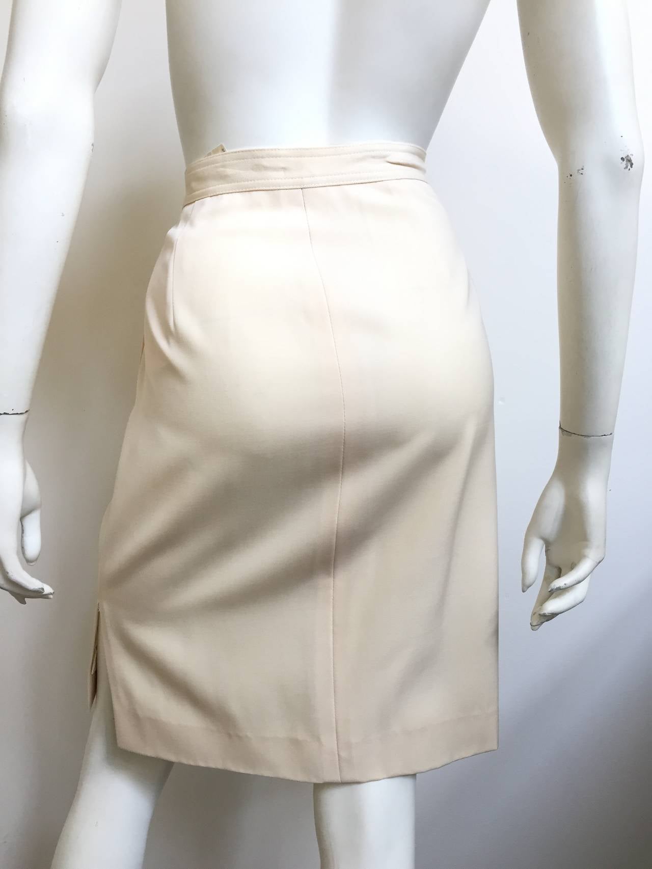 Valentino Cream Wool Skirt Size 6. For Sale at 1stdibs