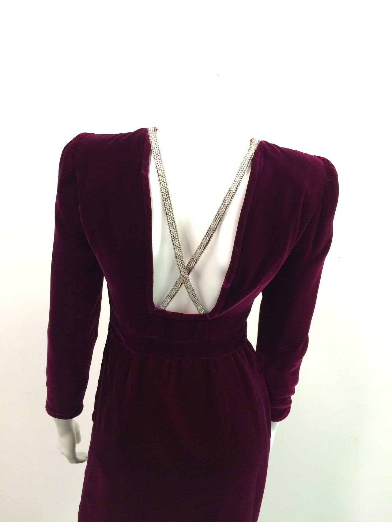 Valentino Night 80s velvet cocktail dress with pockets size 4. 3