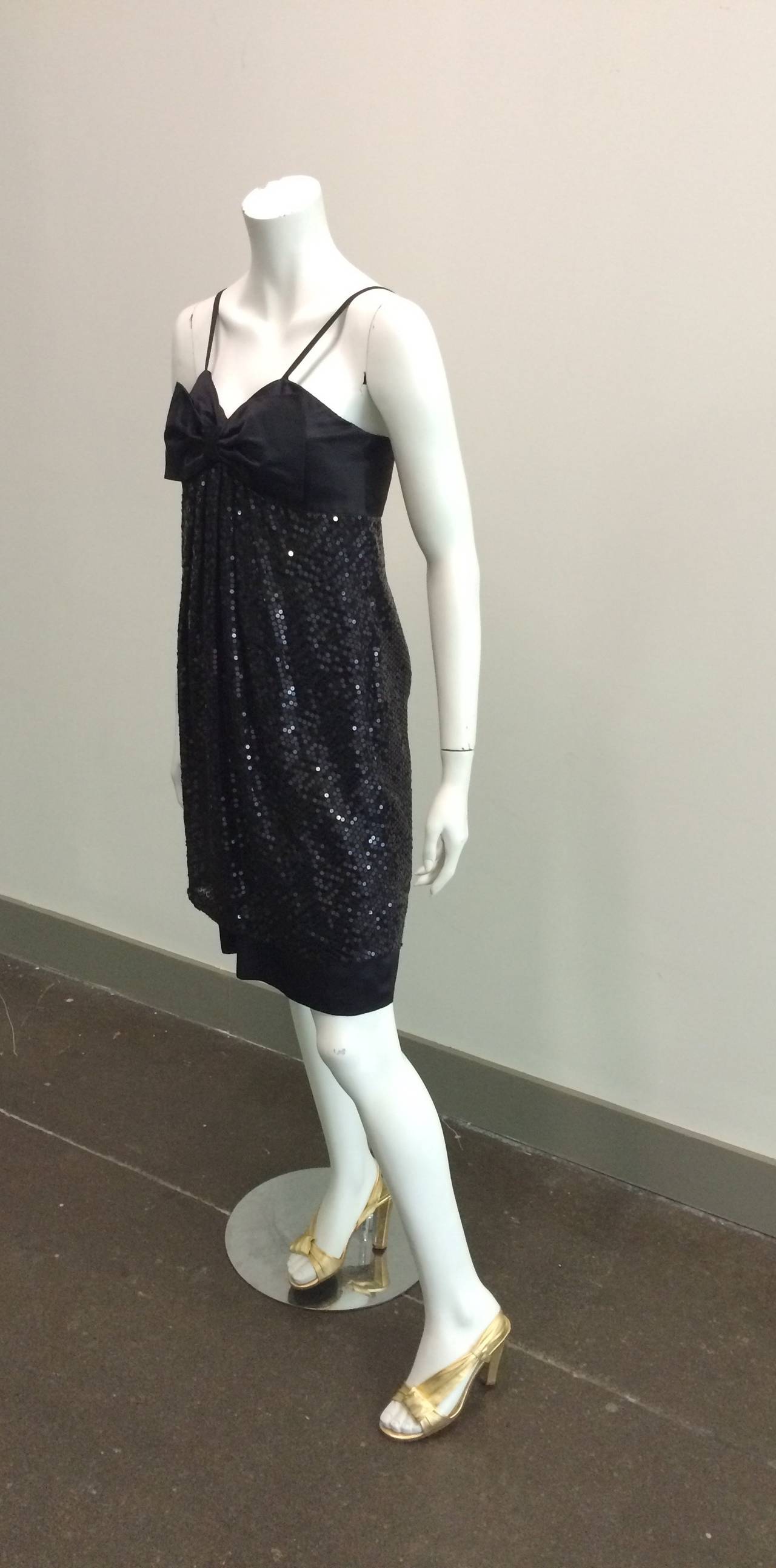 Women's  Louis Feraud 1980s Black Sequin Evening Cocktail Dress Size 6. For Sale