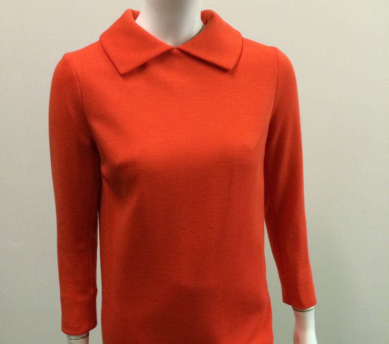 Red Bill Blass for Maurice Rentner 60s Chemise Wool Dress Size 6. For Sale
