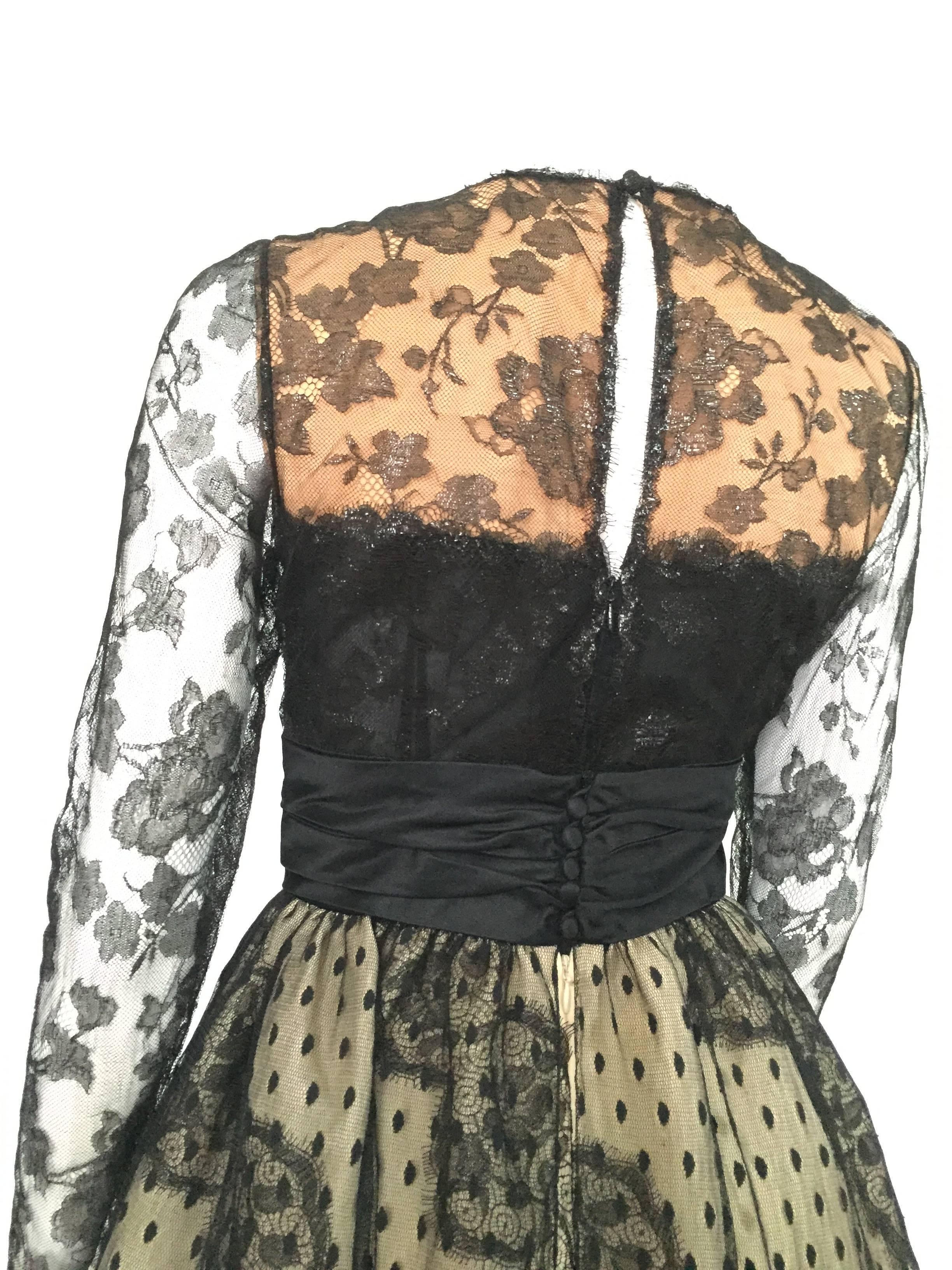 Bill Blass for Saks 1970s Black Lace and Ivory Silk Taffeta Gown Size 4. For Sale 2