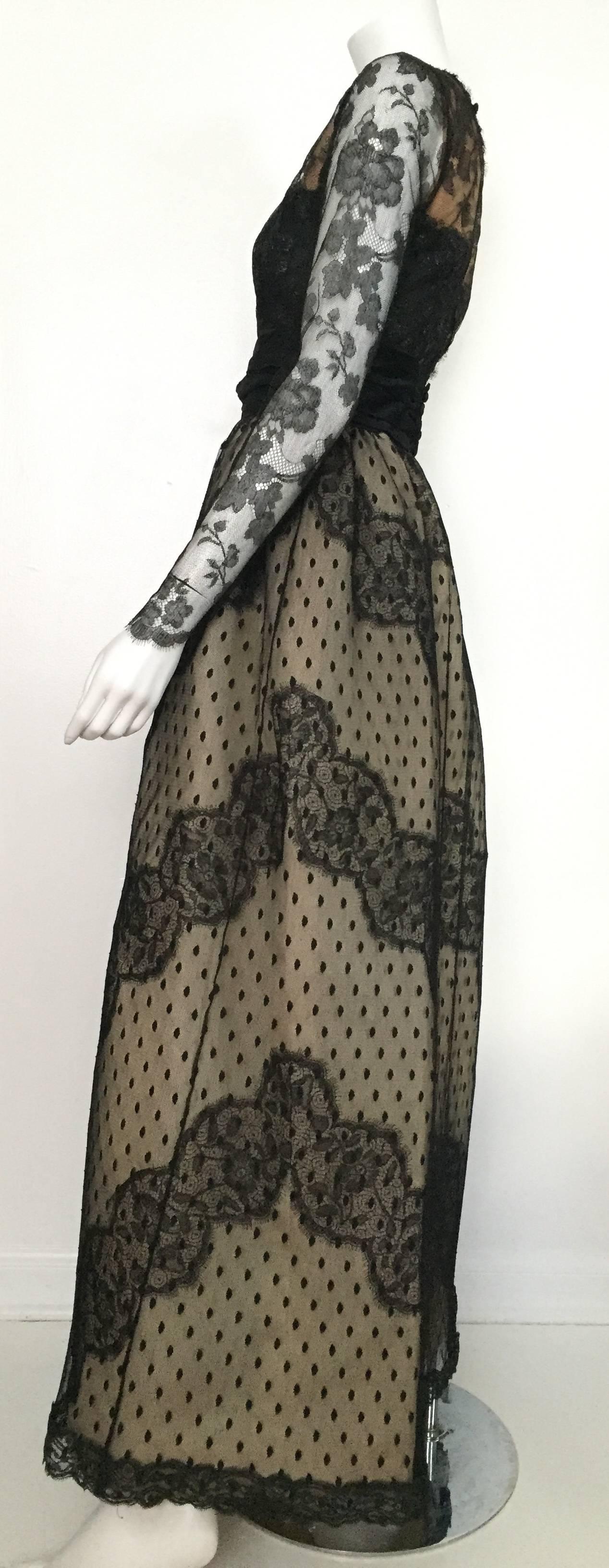 Bill Blass for Saks 1970s Black Lace and Ivory Silk Taffeta Gown Size 4. For Sale 4