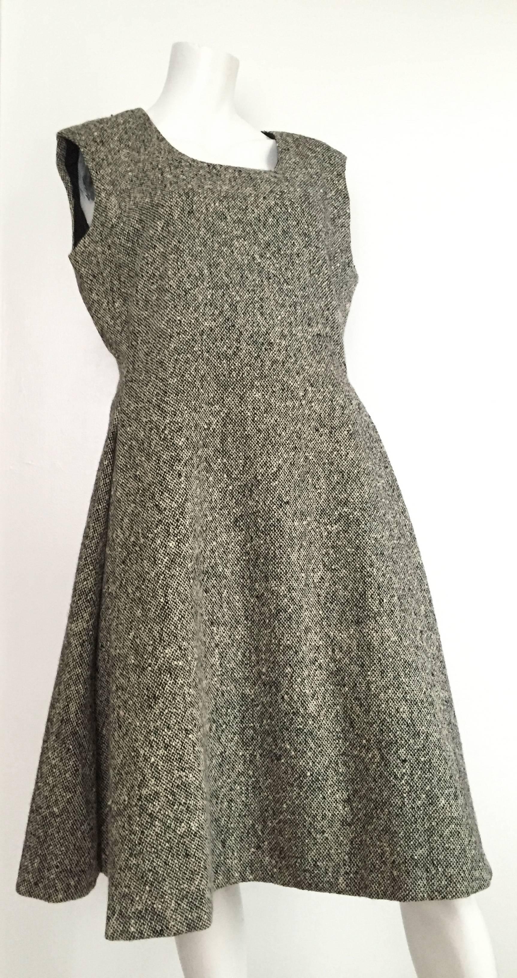 Gustave Tassell for Rich's Department store in Atlanta 1965 nubby wool sleeveless dress with cropped jacket is a size 12 / 14 but please see and use the measurements below so you may properly measure your body to make certain this will fit. Having
