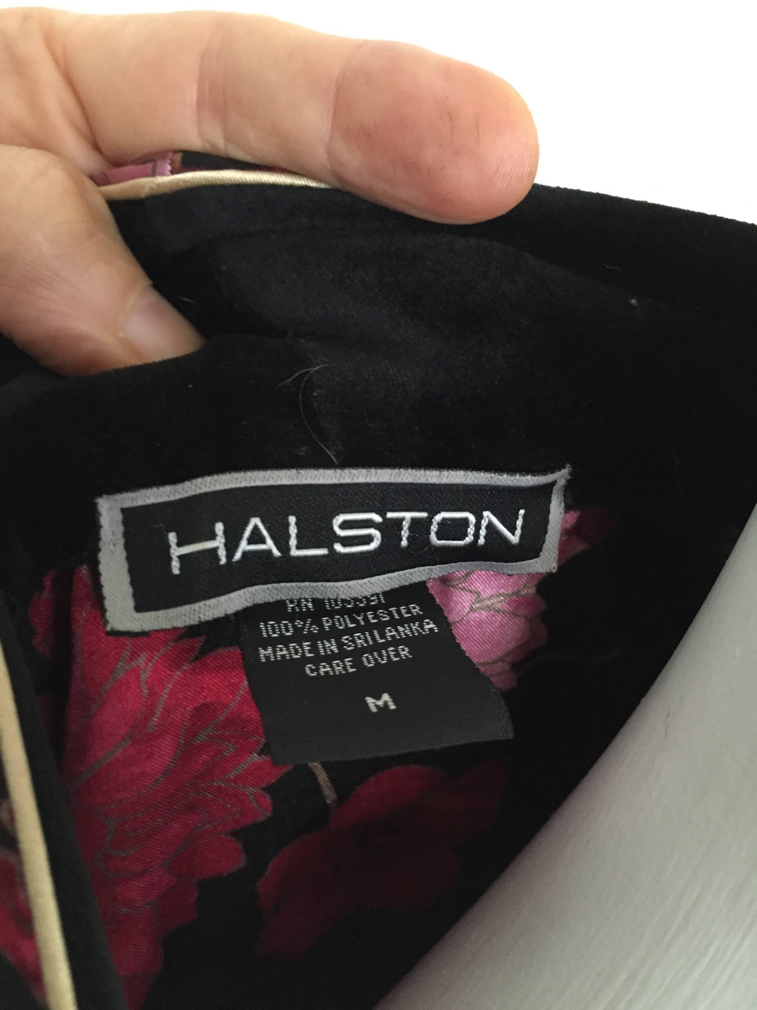 Halston 80s Black Robe Size Medium. 2