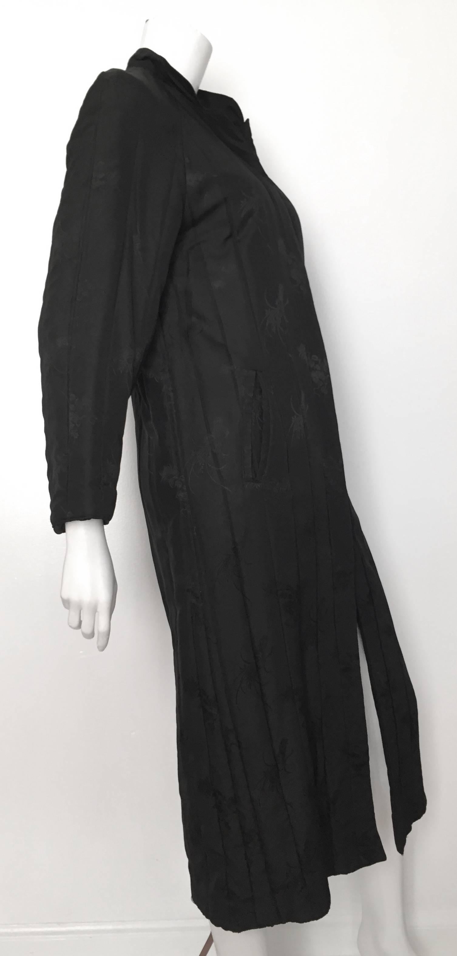 Bergdorf Goodman long black silk quilted coat, 1980s In Good Condition In Atlanta, GA