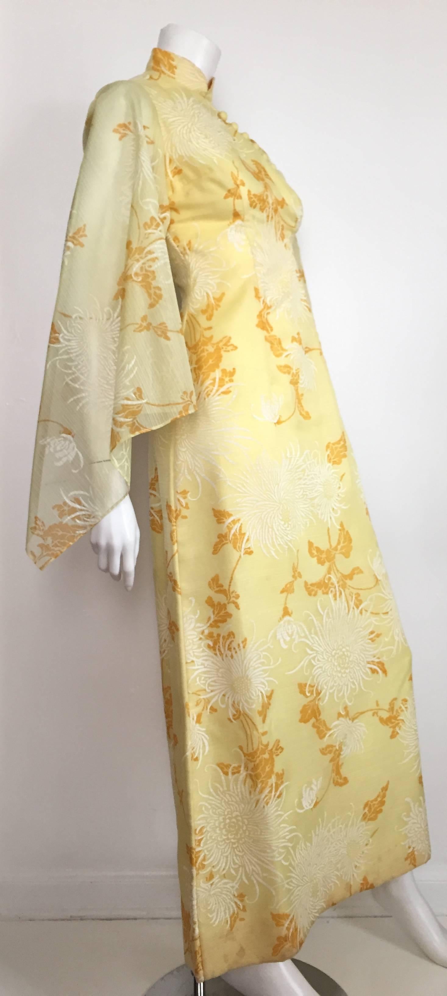 Alfred Shaheen Yellow Floral Maxi Gown Size 4  In Good Condition For Sale In Atlanta, GA