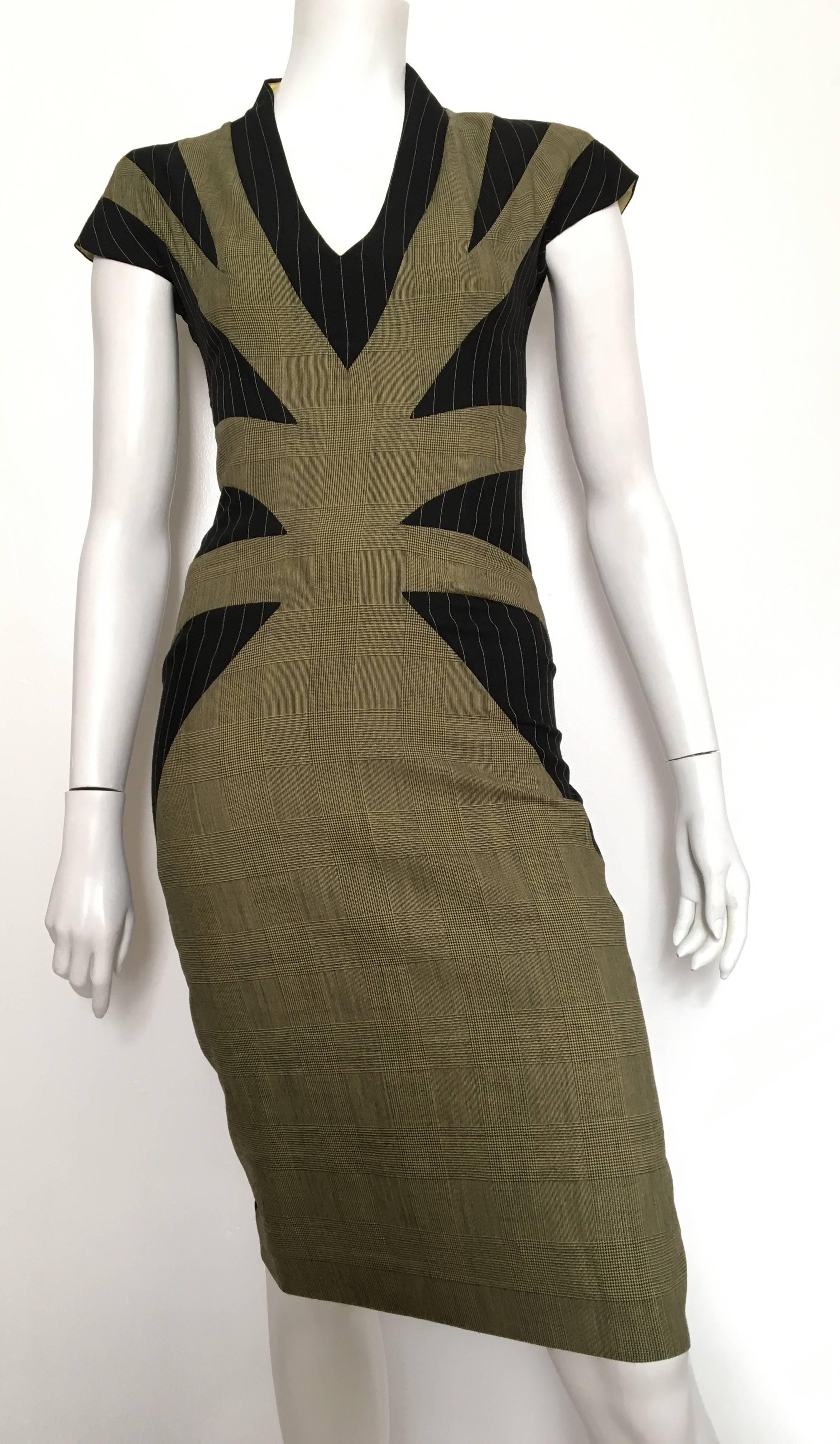 Alexander McQueen 90s Glen Plaid Wool Dress Size 4. 4
