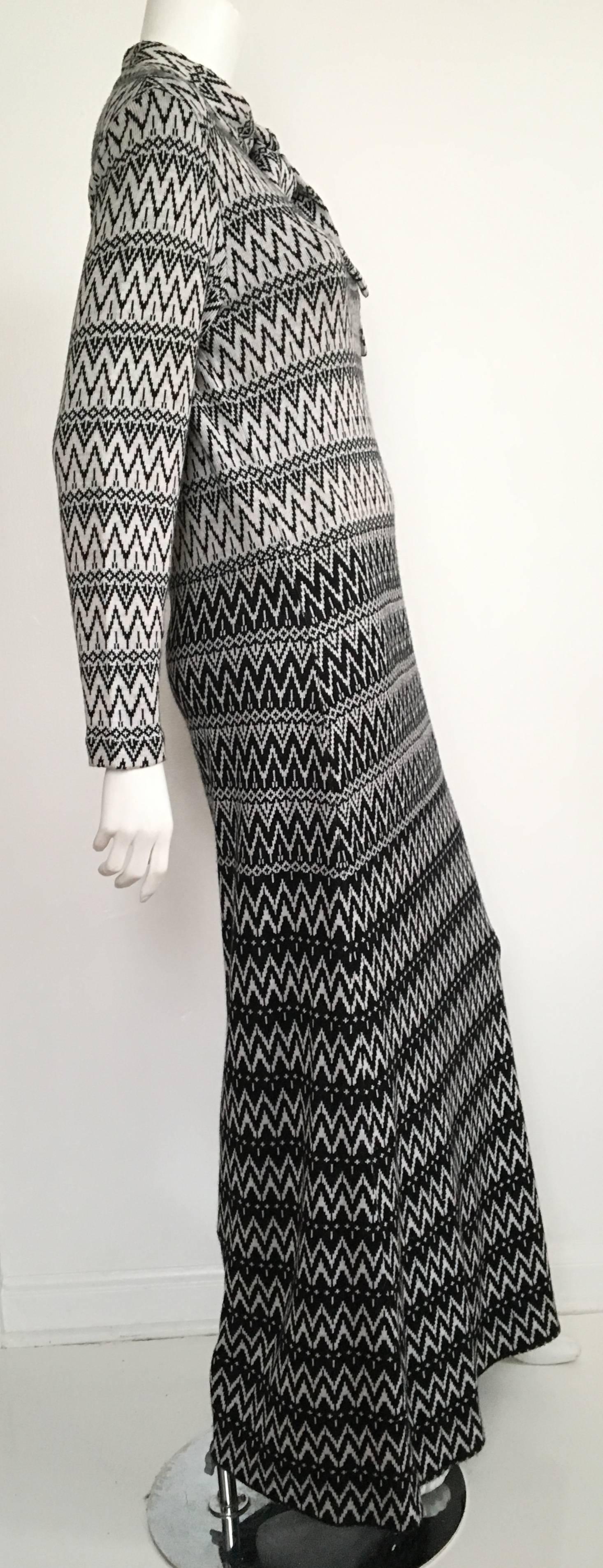 Susan Small 1970s Knit Maxi Long Dress Size 6/8. For Sale 2