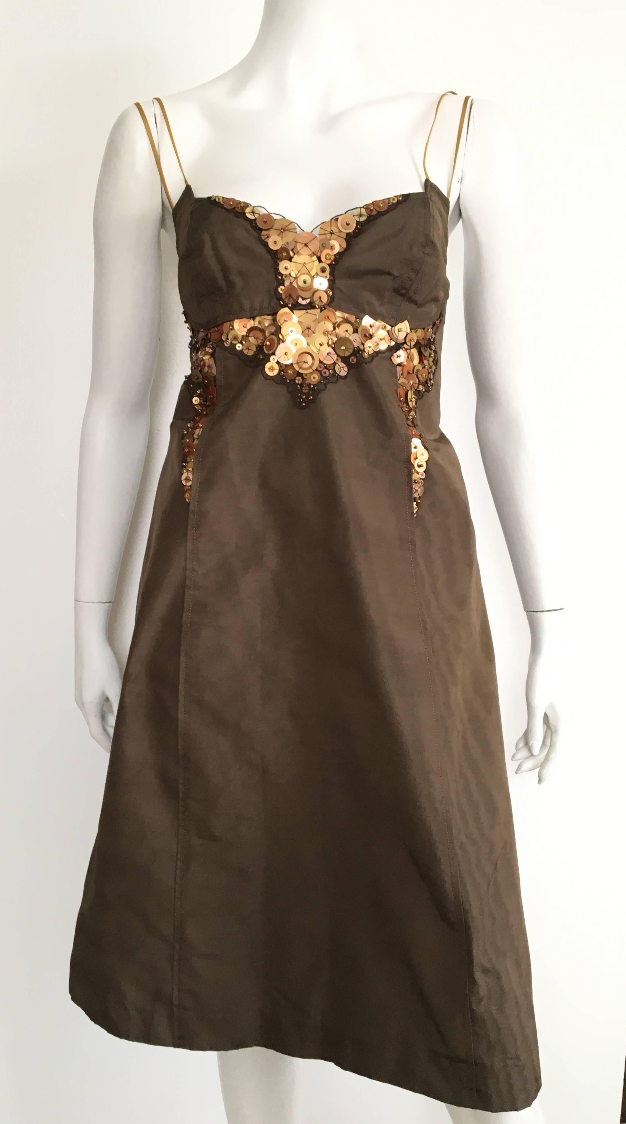 Carolina Herrera Silk Taffeta Sequin Cocktail Dress Size 10. For Sale 4