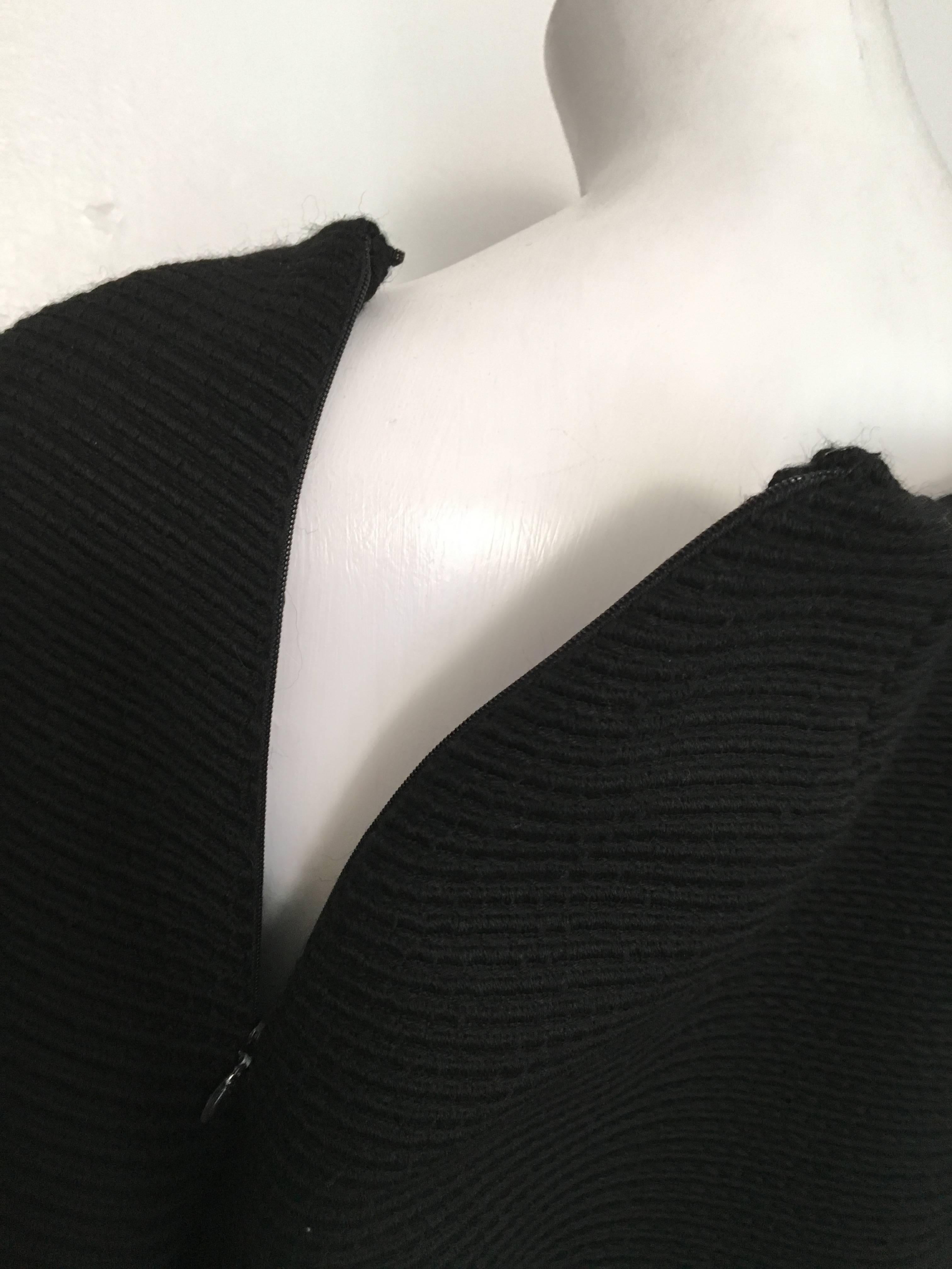 Carolyne Roehm Black Cotton Ribbed Dress, 1980s  For Sale 3
