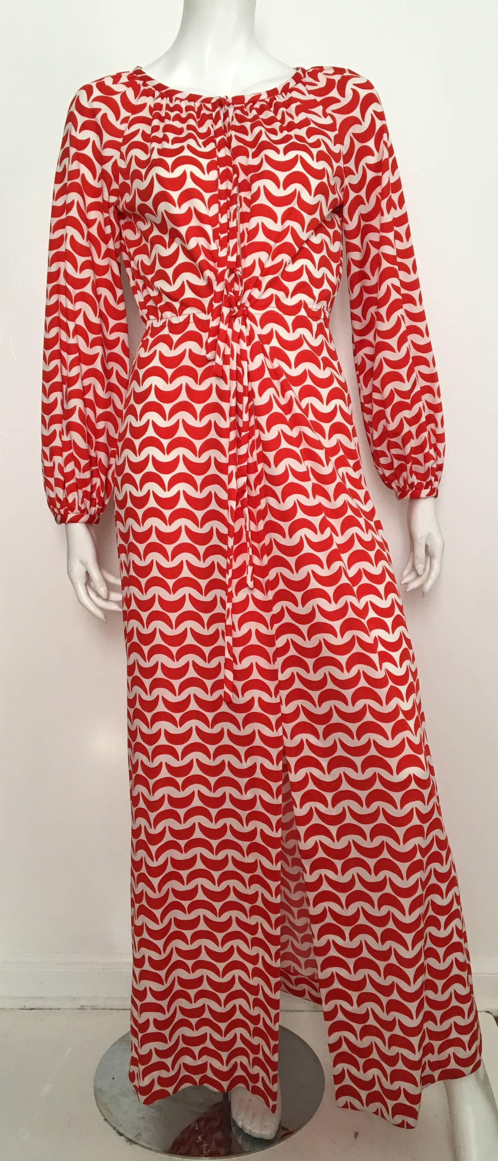 Estevez by Eva Gabor for Saks Fifth Avenue Long Lounge Dress Size 6.  For Sale 2