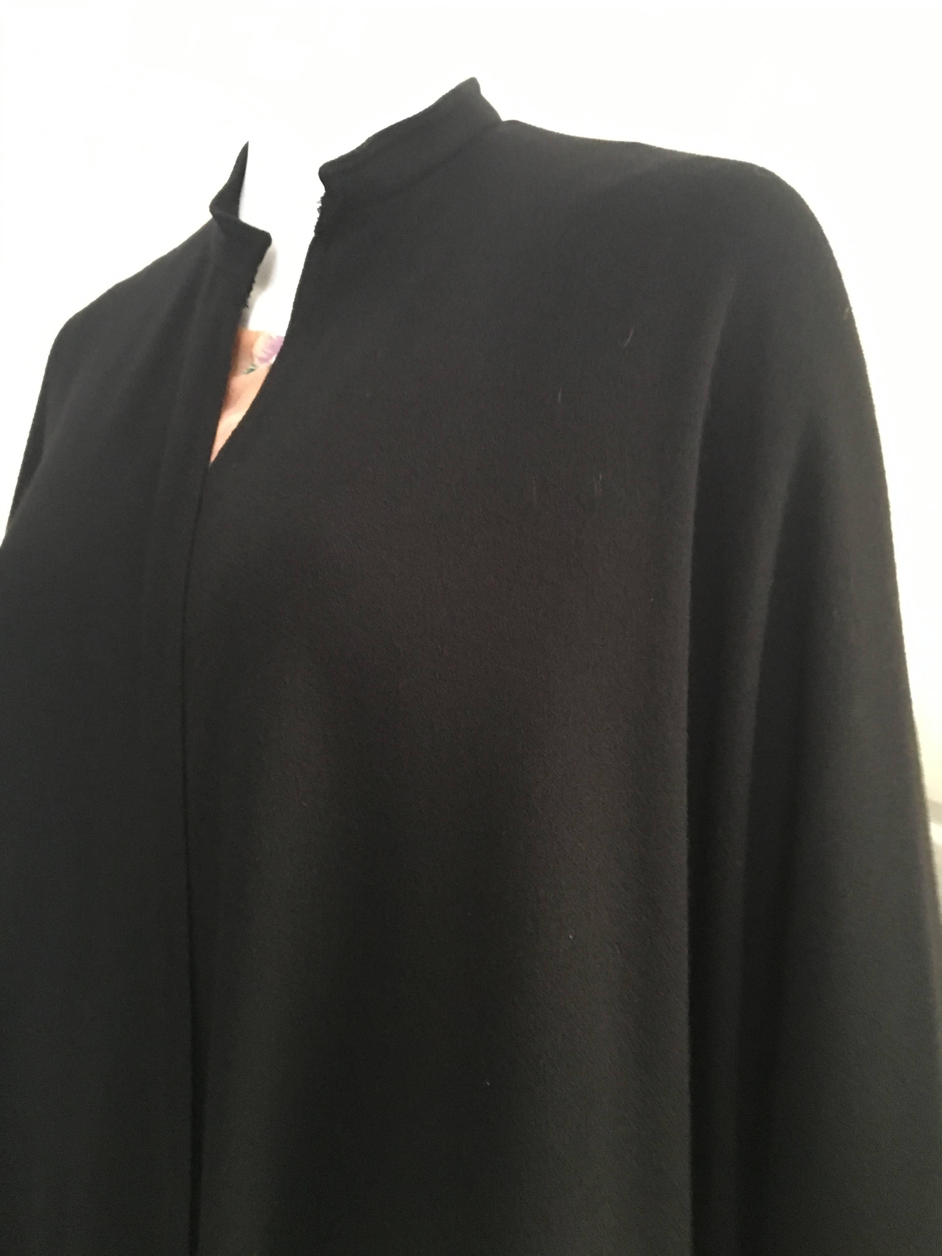 Guy Laroche Black Wool Cape  In Excellent Condition For Sale In Atlanta, GA