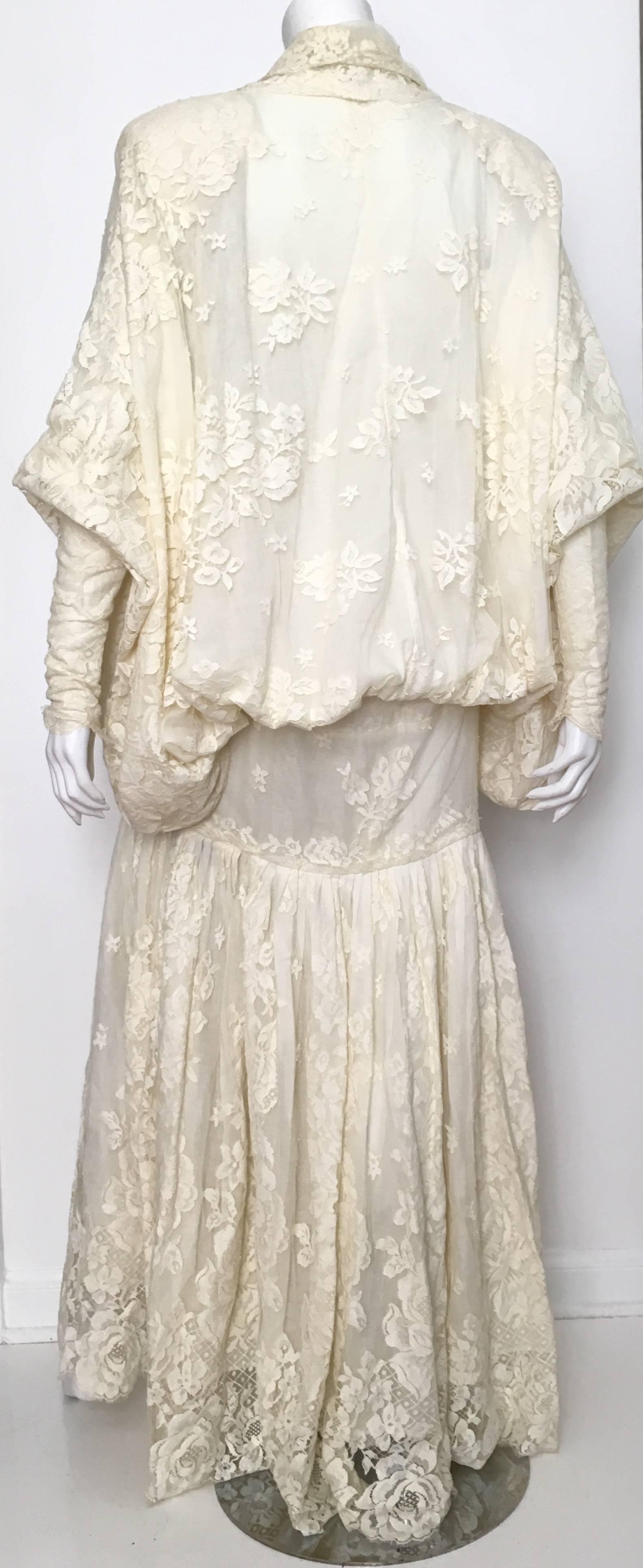 Norma Kamali 1984 Lace Wedding Gown Size 10. In Excellent Condition In Atlanta, GA