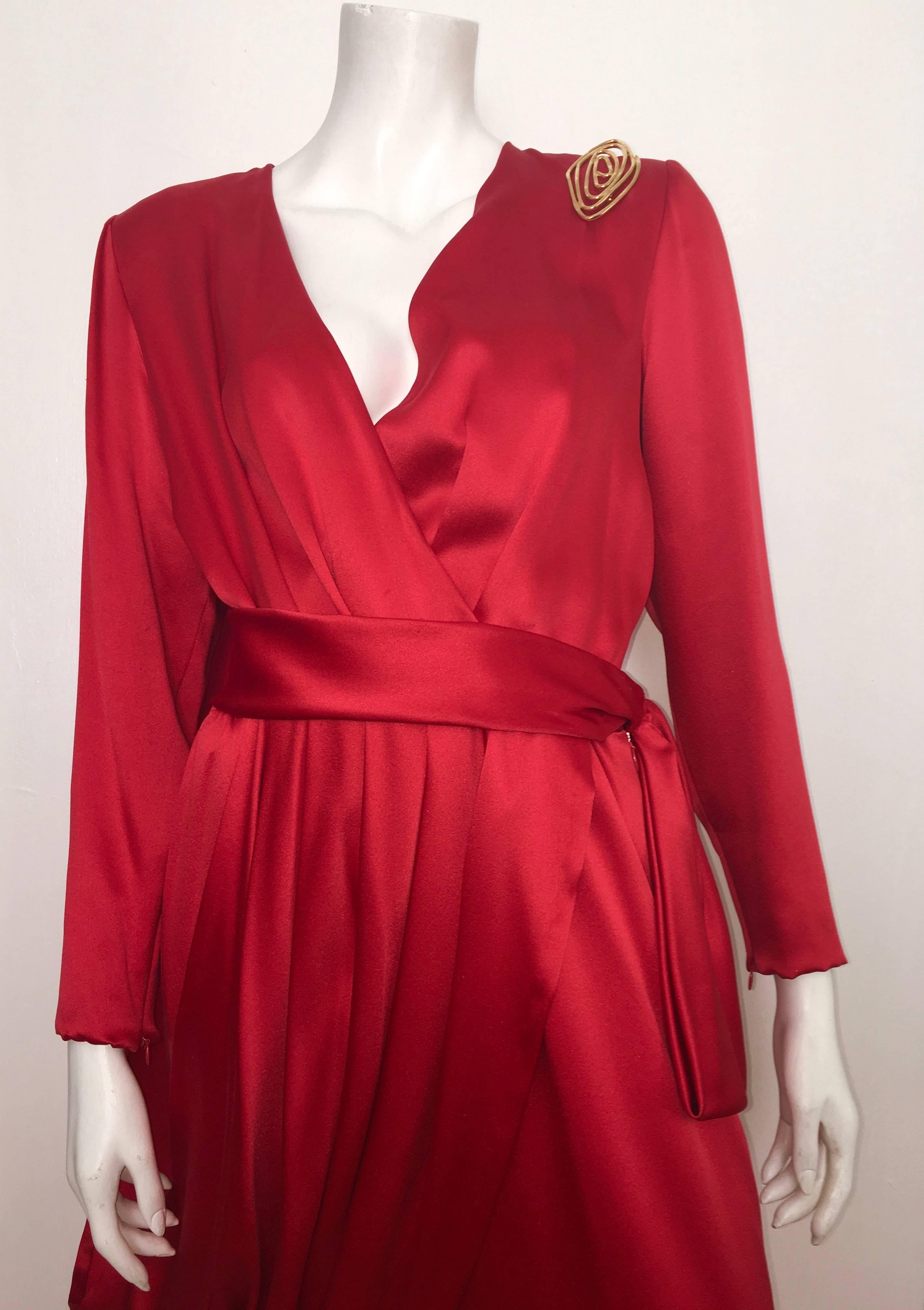 Givenchy Couture 1996 Red Silk Gown Size 10 / 42. In Good Condition In Atlanta, GA