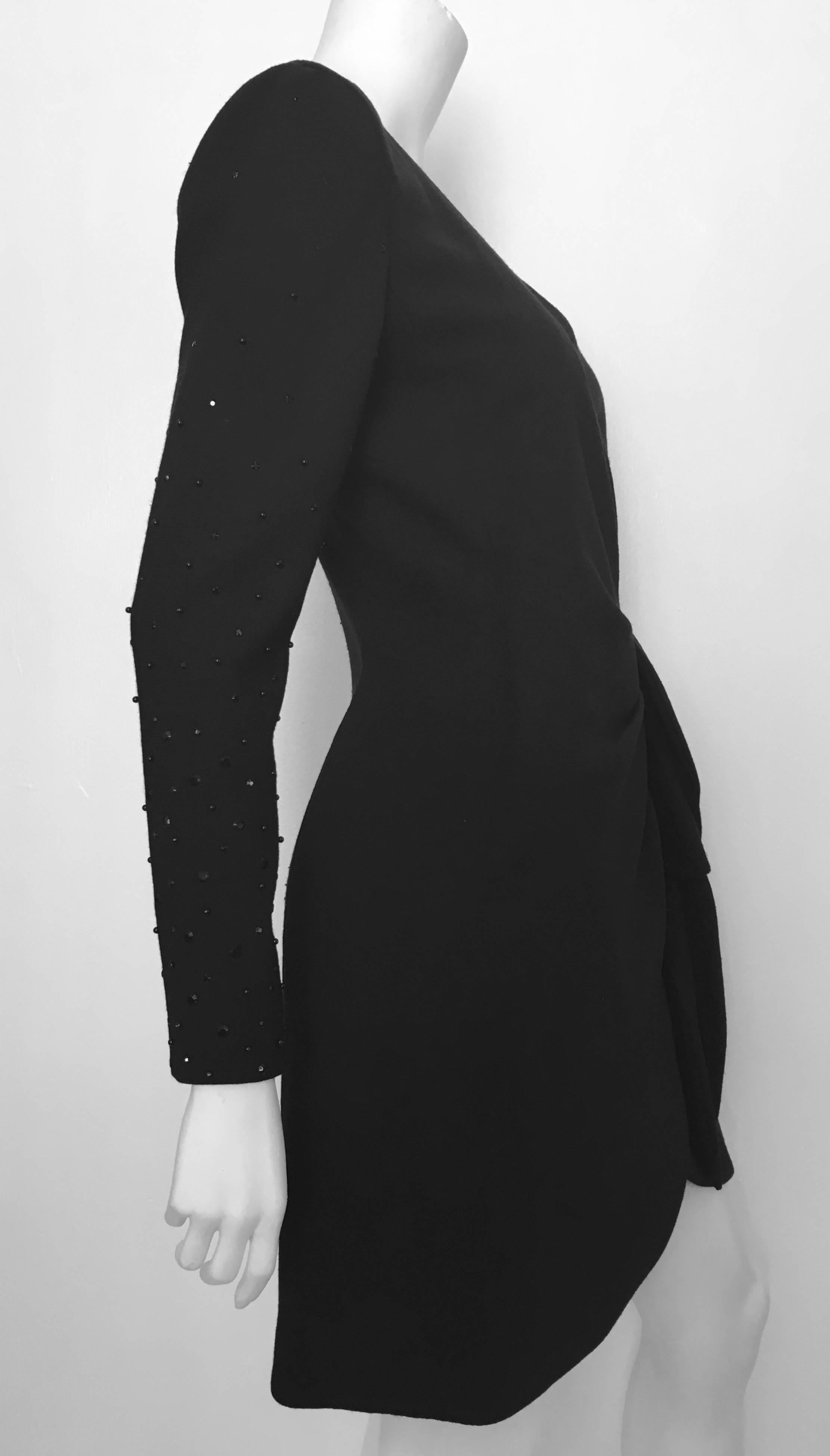 Gray Carolina Herrera for Neiman Marcus Black Wool Cocktail Dress Size 6  For Sale