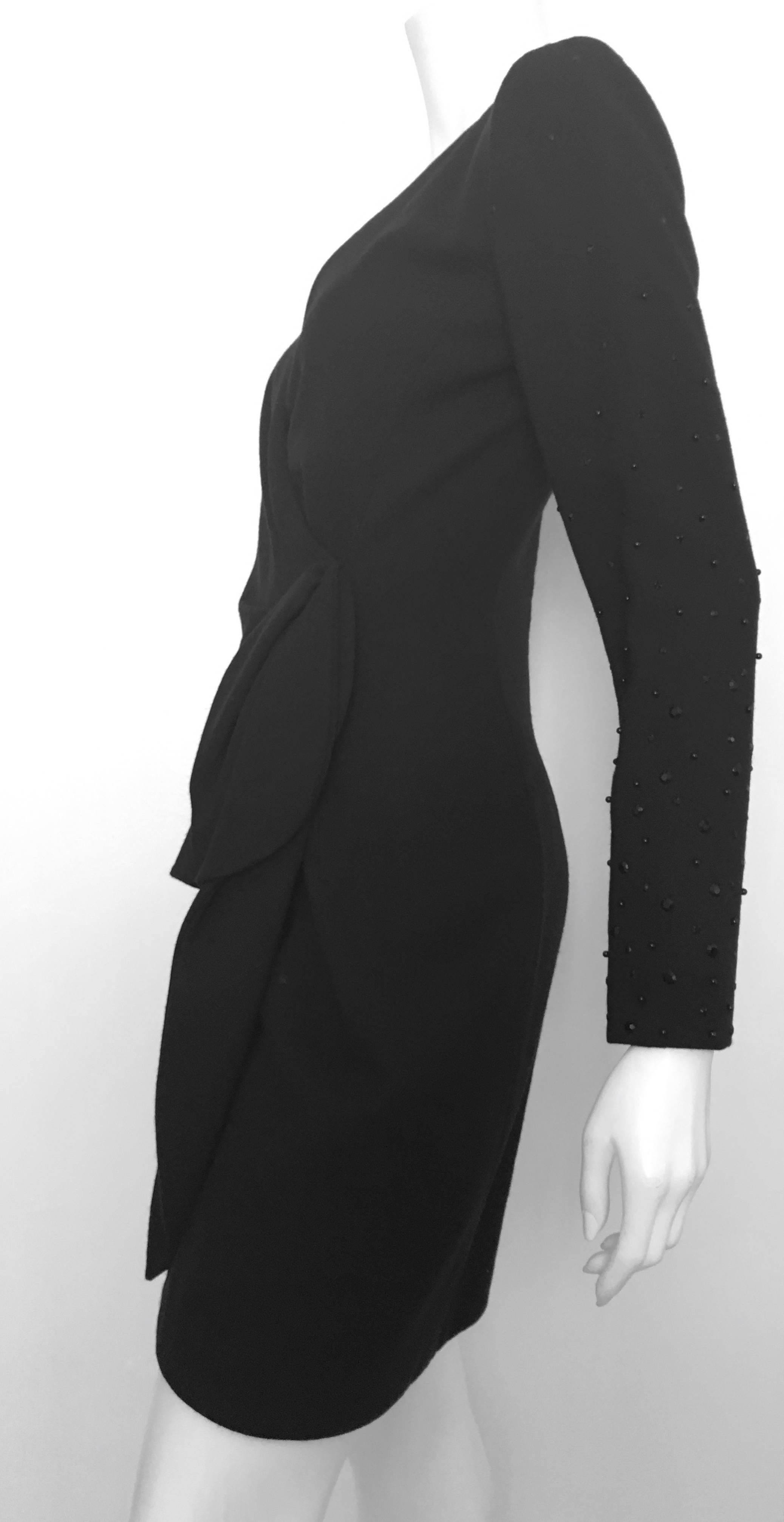 Women's Carolina Herrera for Neiman Marcus Black Wool Cocktail Dress Size 6  For Sale