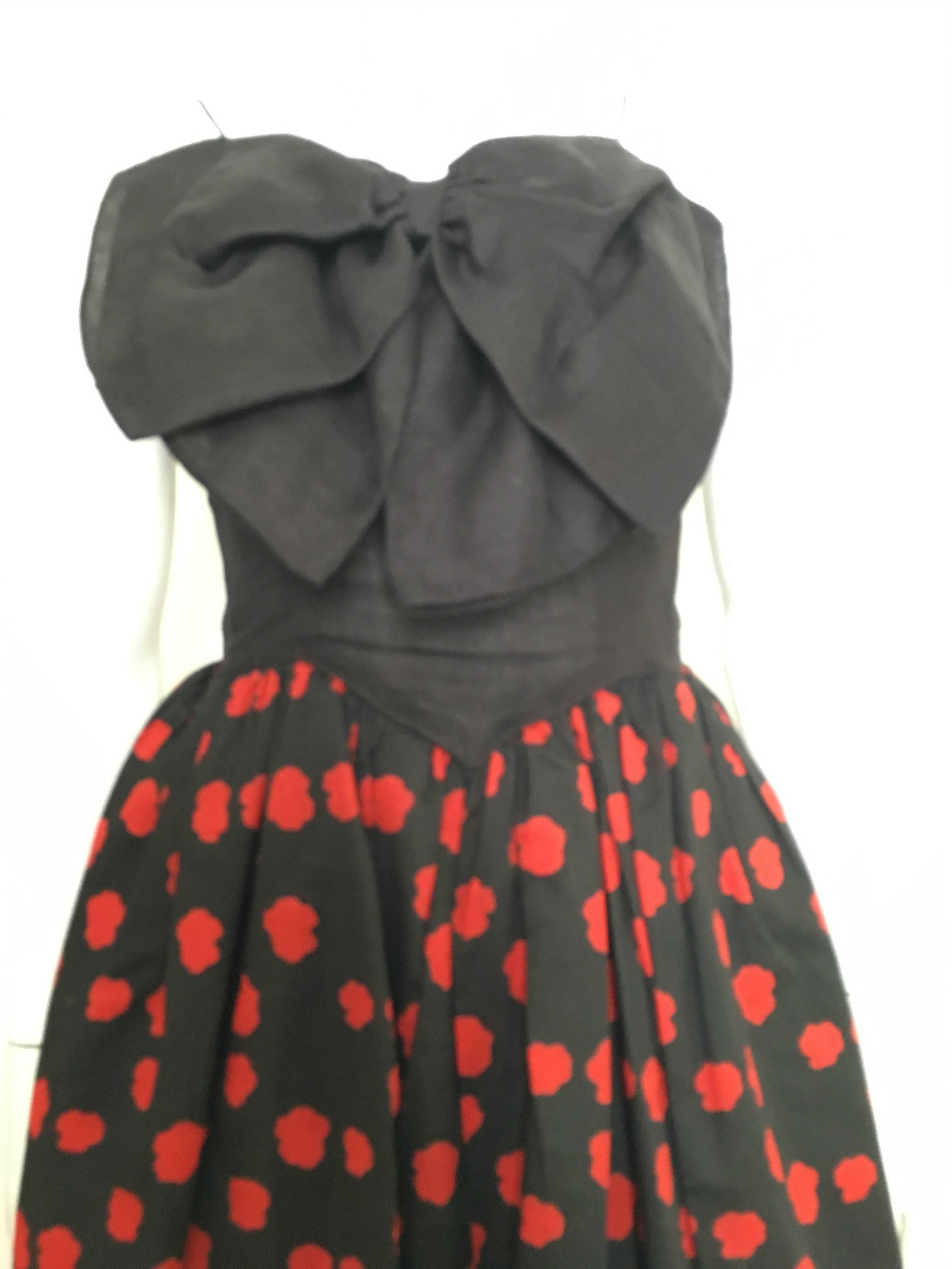 Bill Blass Bow Dress With Pockets Size 4. For Sale 3
