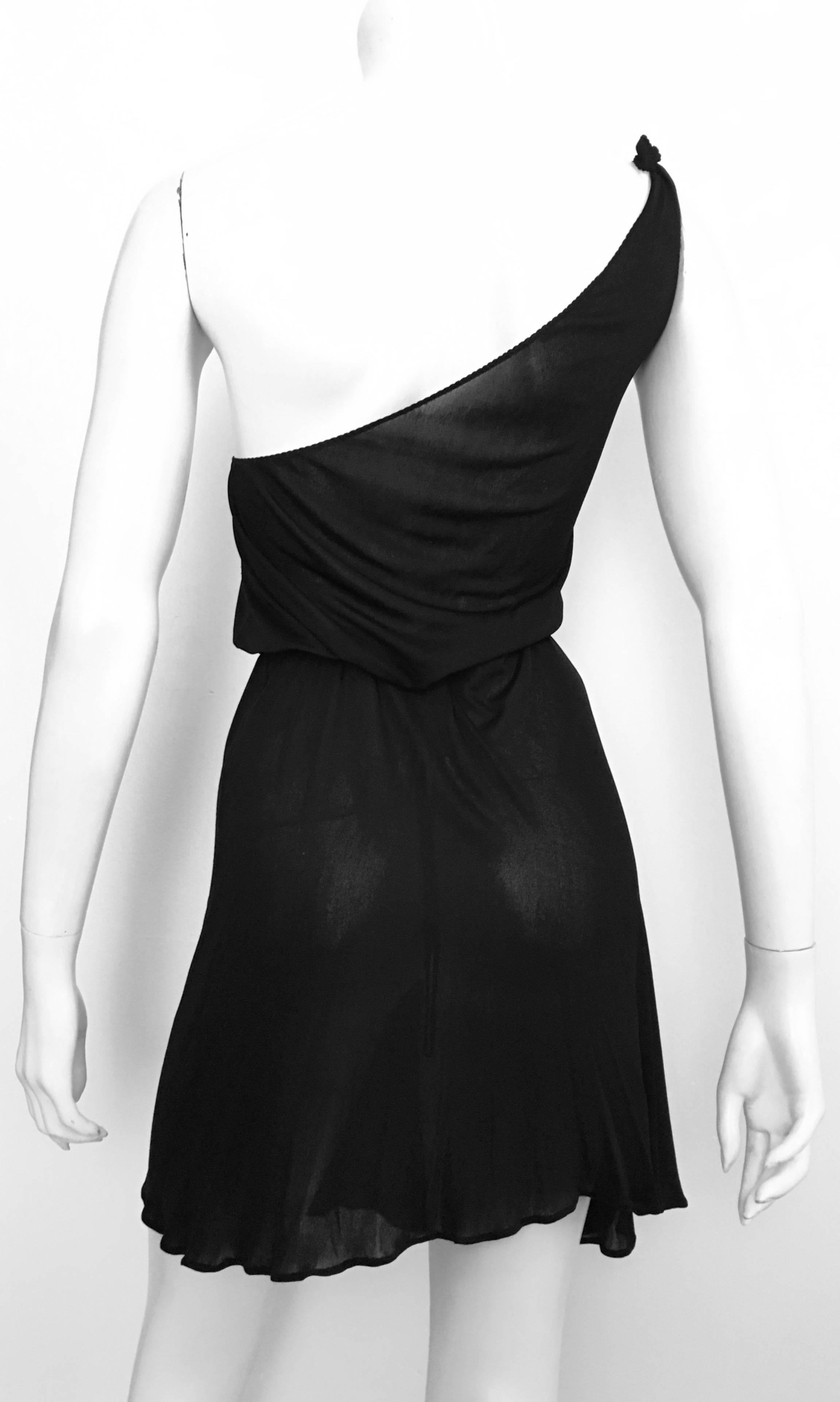 Stephen Burrows for Henri Bendel Black Jersey One Shoulder Dress Size 4/6. For Sale 2